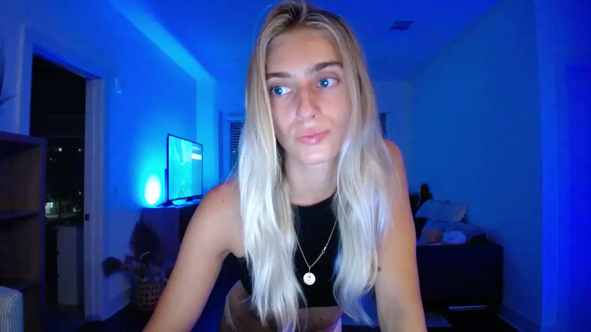 Gallery image thumbnail from Vodka_Queen's myfreecams stream on, 05/22/2023, 04:37 image 14 of 20