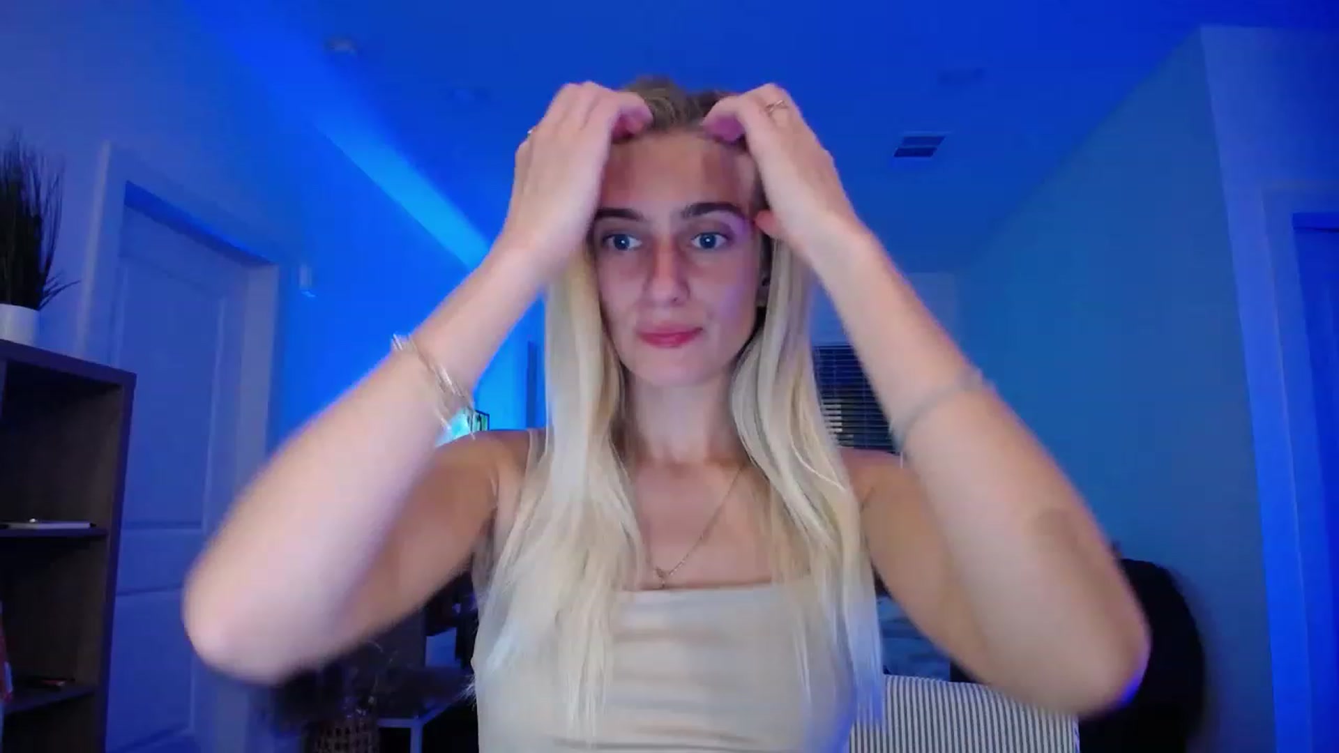 Gallery image thumbnail from Vodka_Queen's myfreecams stream on, 06/12/2023, 03:59 image 1 of 20