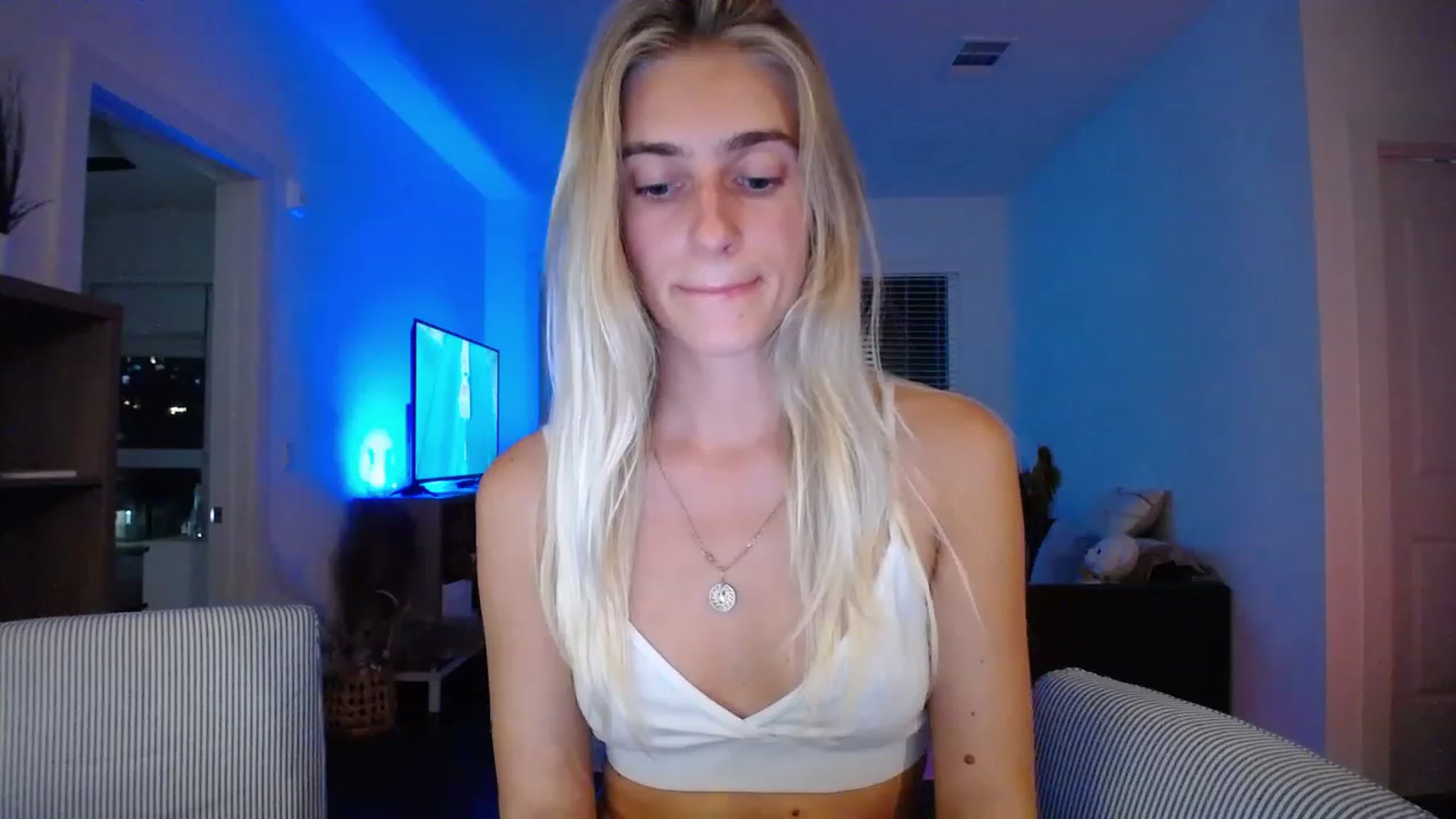 Gallery image thumbnail from Vodka_Queen's myfreecams stream on, 06/14/2023, 05:18 image 10 of 20