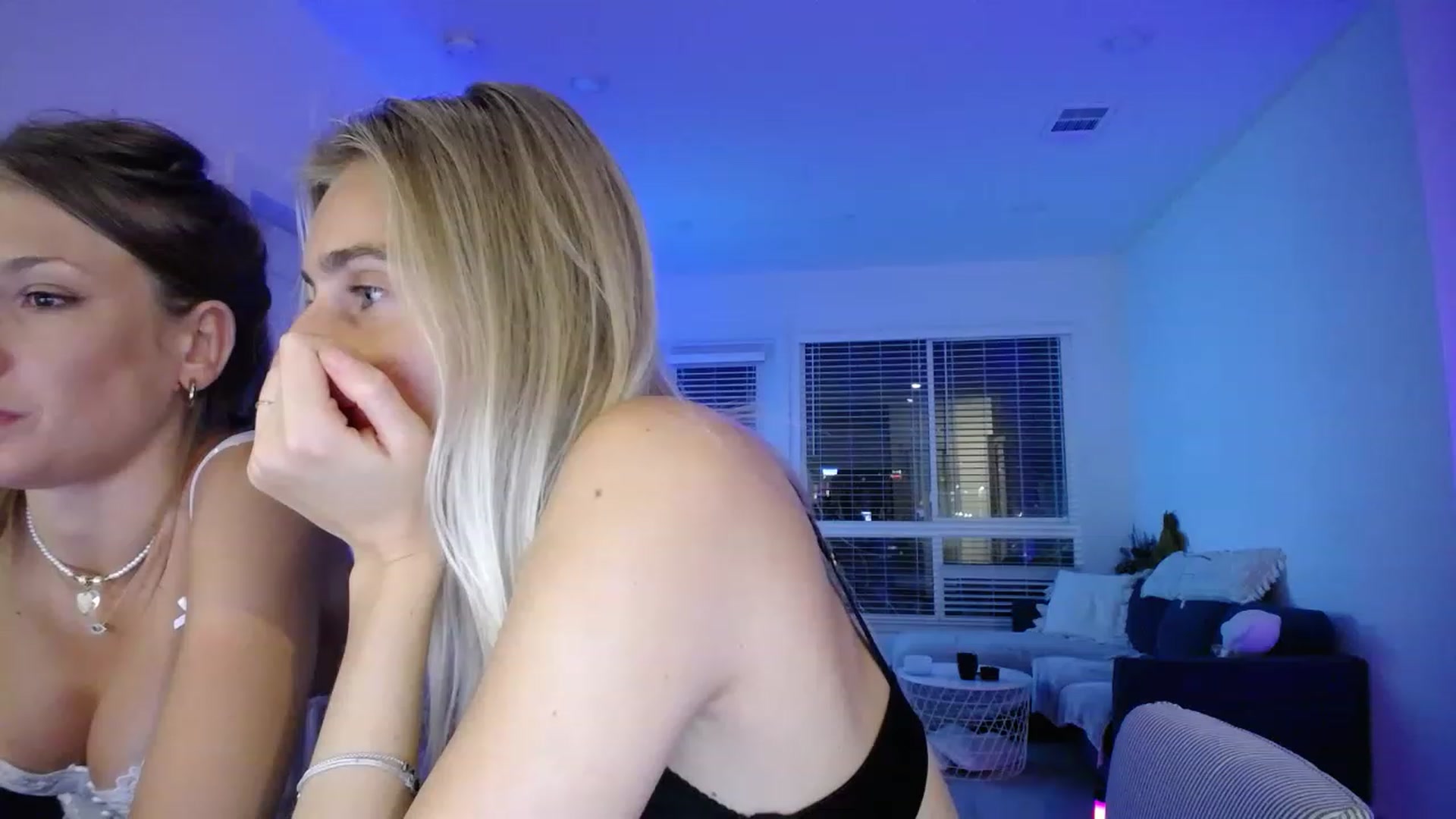 Gallery image thumbnail from Vodka_Queen's myfreecams stream on, 06/15/2023, 06:16 image 6 of 20