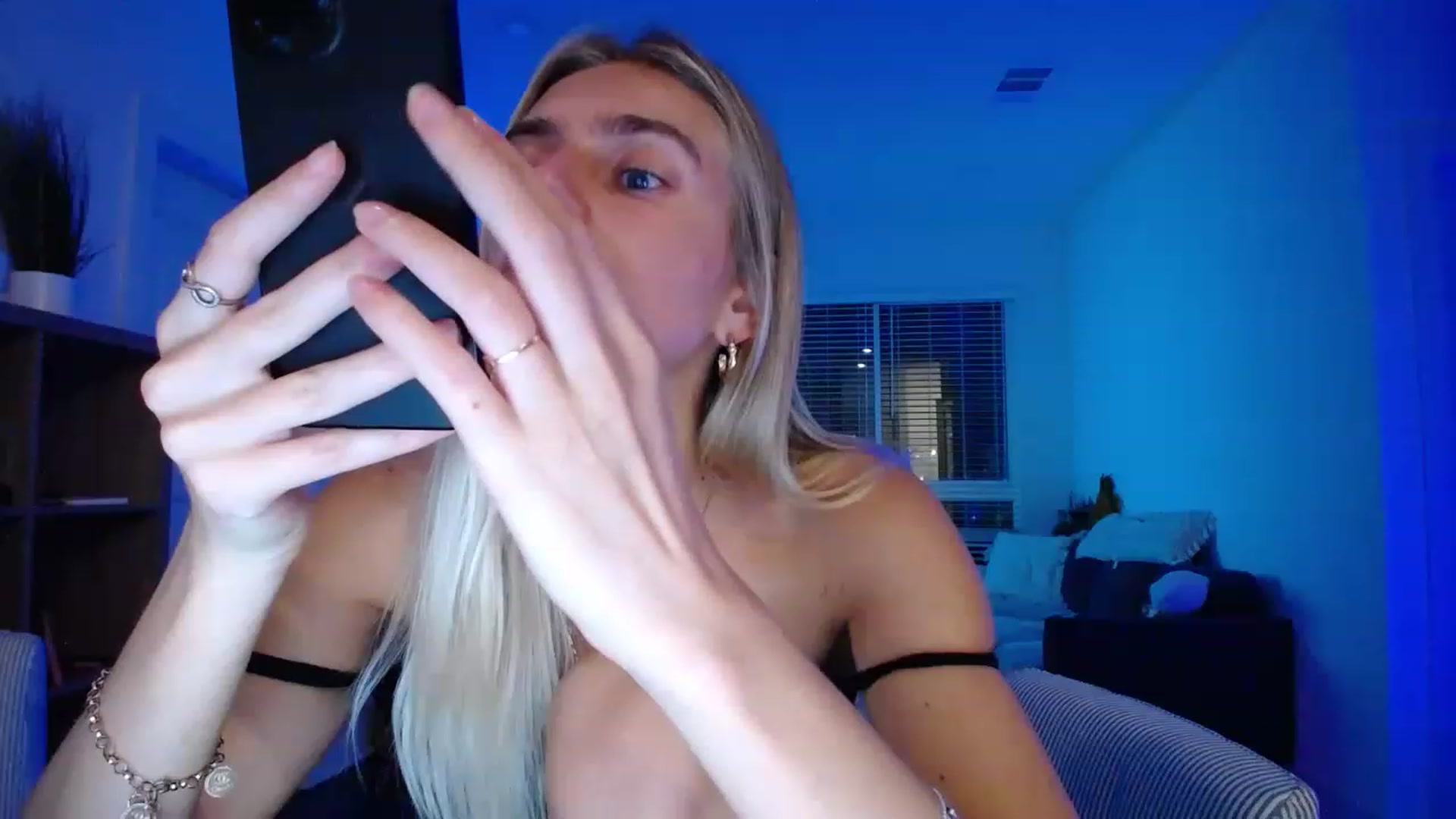 Gallery image thumbnail from Vodka_Queen's myfreecams stream on, 06/15/2023, 06:52 image 11 of 20