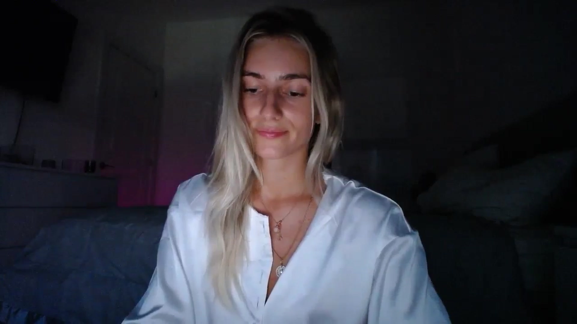 Gallery image thumbnail from Vodka_Queen's myfreecams stream on, 08/11/2023, 04:15 image 10 of 20