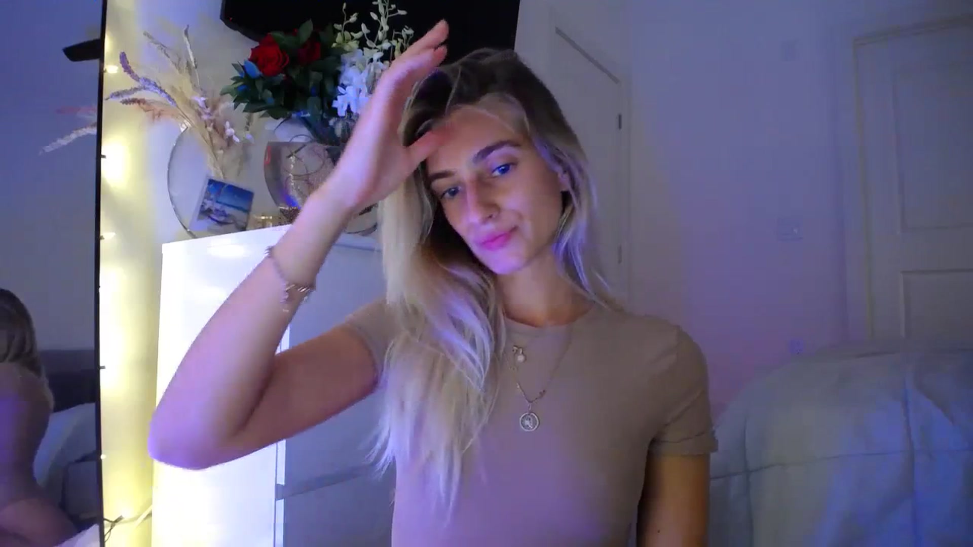 Gallery image thumbnail from Vodka_Queen's myfreecams stream on, 09/26/2023, 09:20 image 9 of 20