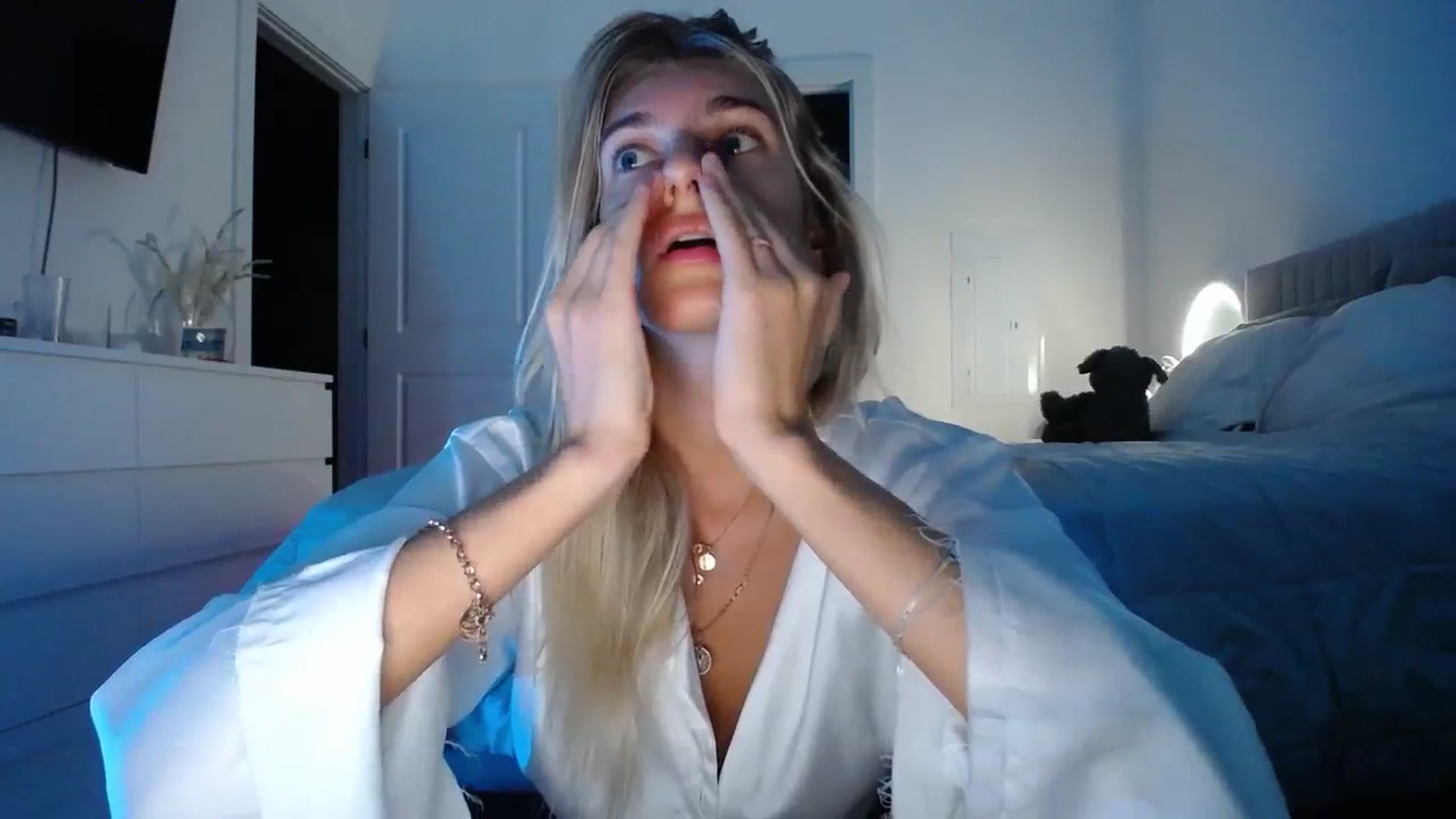 Gallery image thumbnail from Vodka_Queen's myfreecams stream on, 10/22/2023, 01:45 image 12 of 20