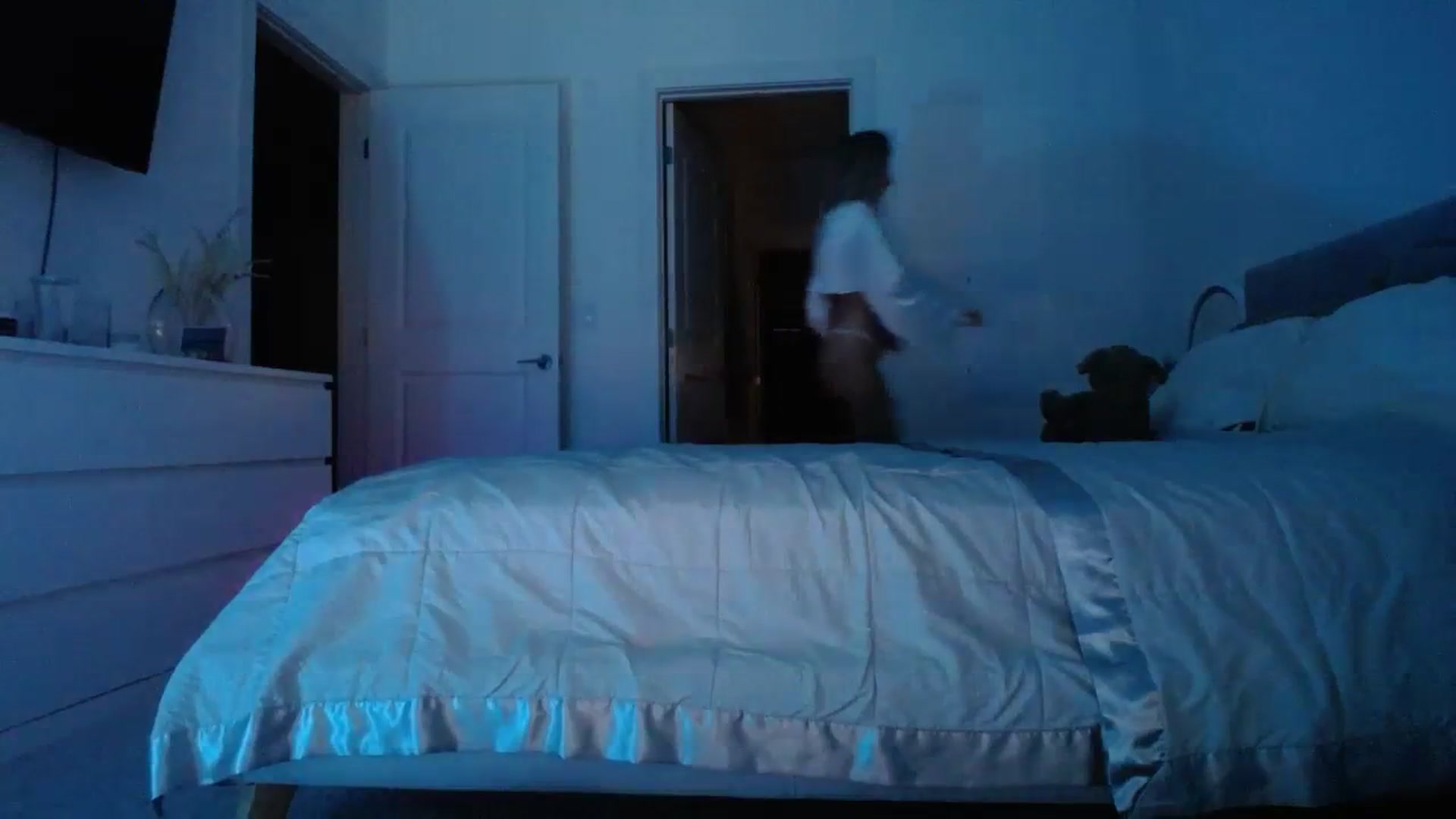 Gallery image thumbnail from Vodka_Queen's myfreecams stream on, 10/22/2023, 01:45 image 4 of 20