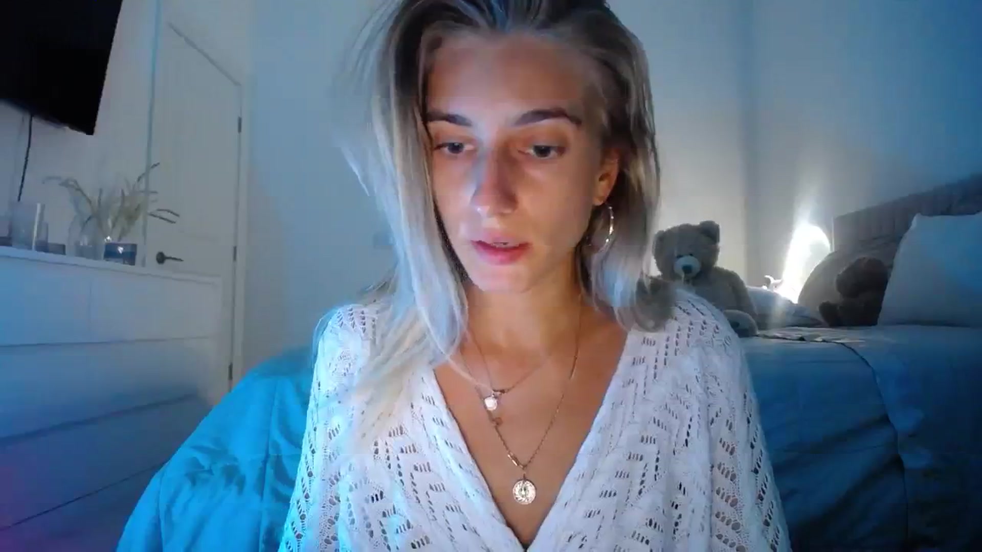 Gallery image thumbnail from Vodka_Queen's myfreecams stream on, 11/01/2023, 04:14 image 13 of 20