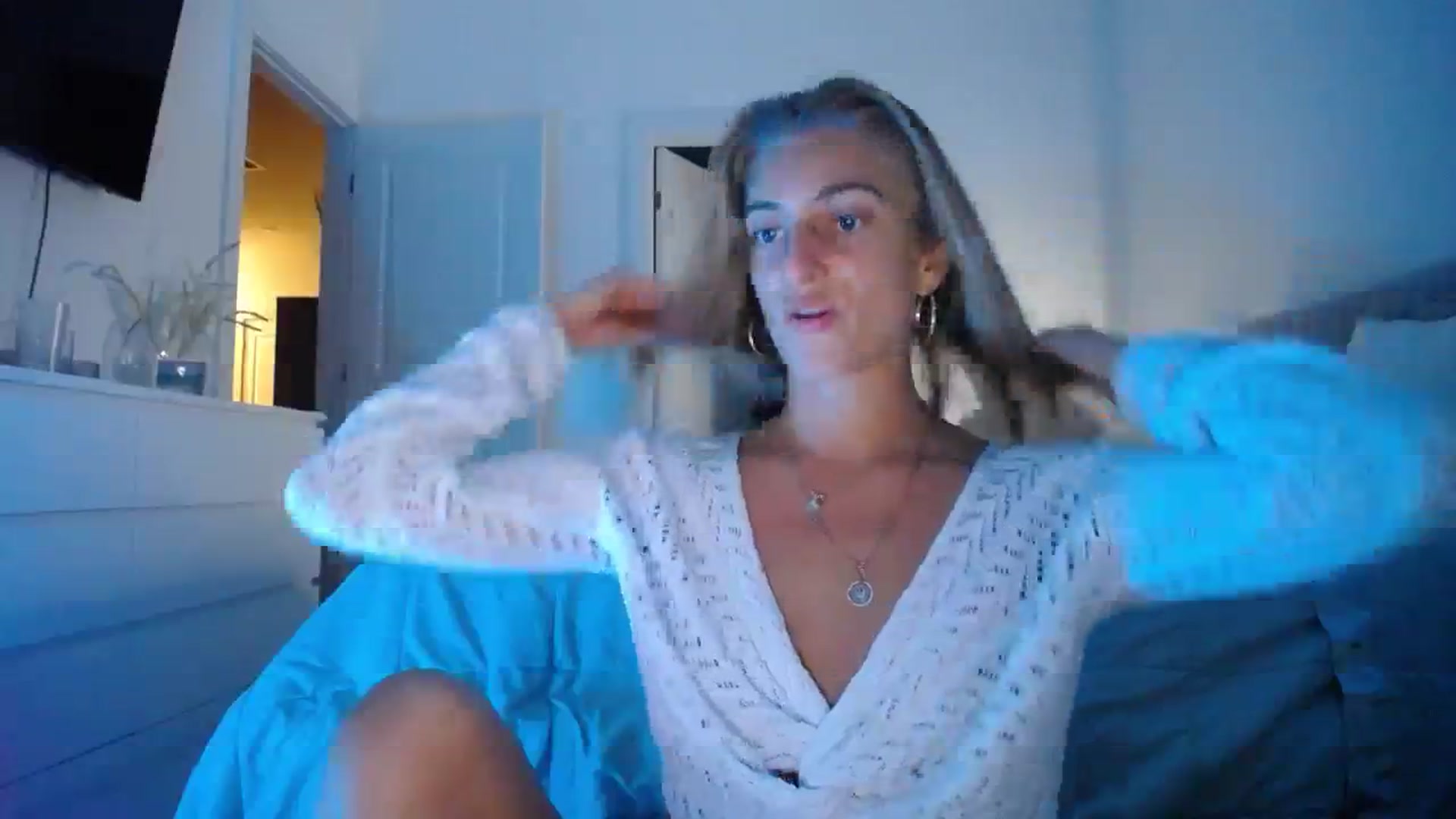Gallery image thumbnail from Vodka_Queen's myfreecams stream on, 11/01/2023, 04:14 image 7 of 20