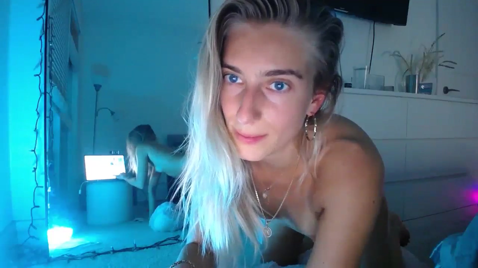Gallery image thumbnail from Vodka_Queen's myfreecams stream on, 11/02/2023, 05:14 image 15 of 20