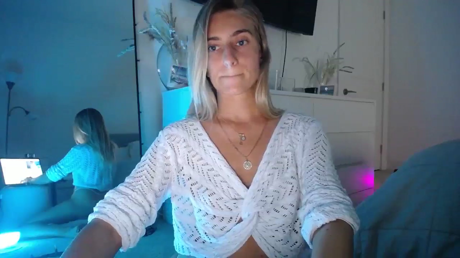 Gallery image thumbnail from Vodka_Queen's myfreecams stream on, 11/03/2023, 06:22 image 9 of 20