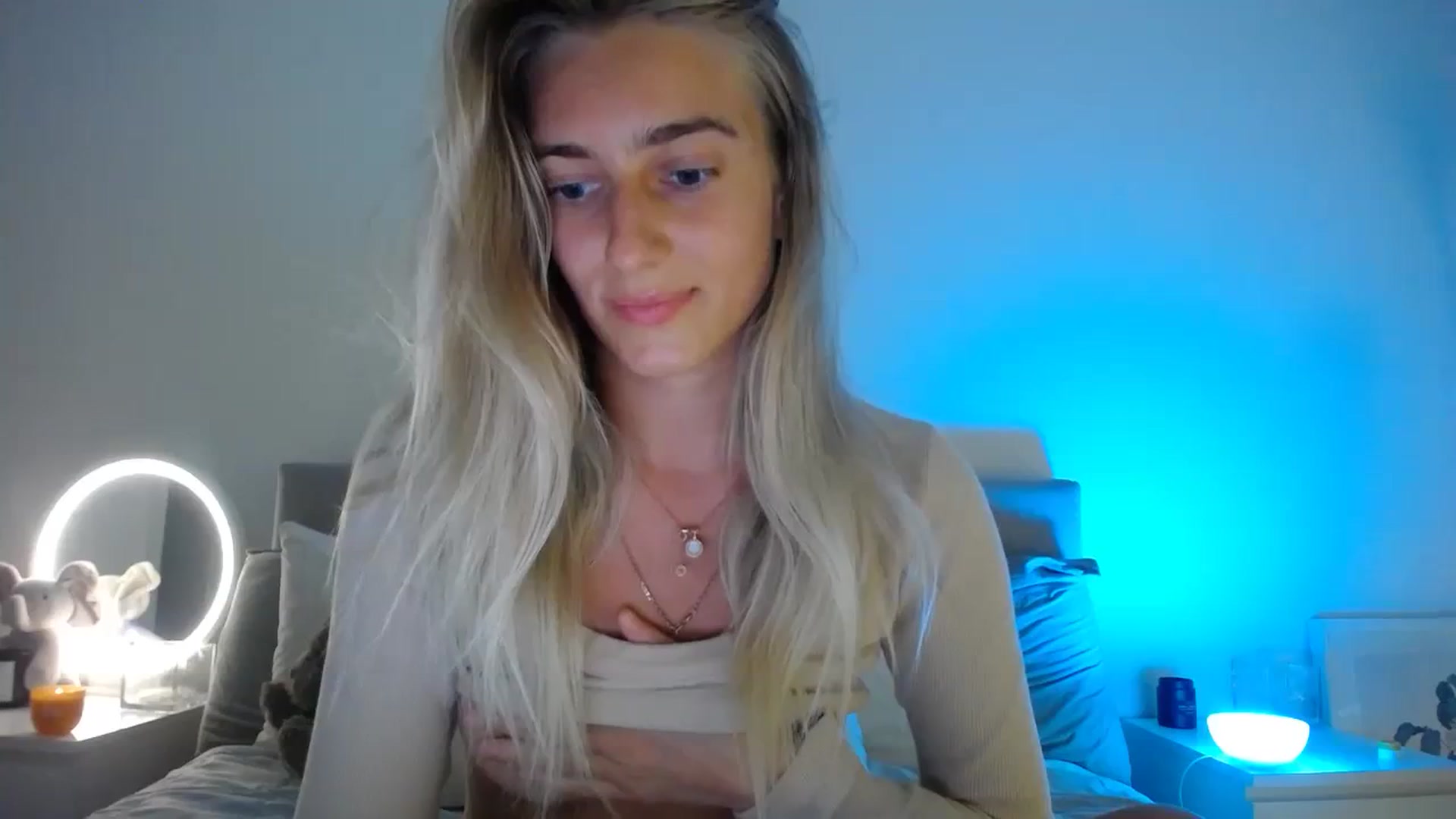 Gallery image thumbnail from Vodka_Queen's myfreecams stream on, 11/05/2023, 02:33 image 20 of 20