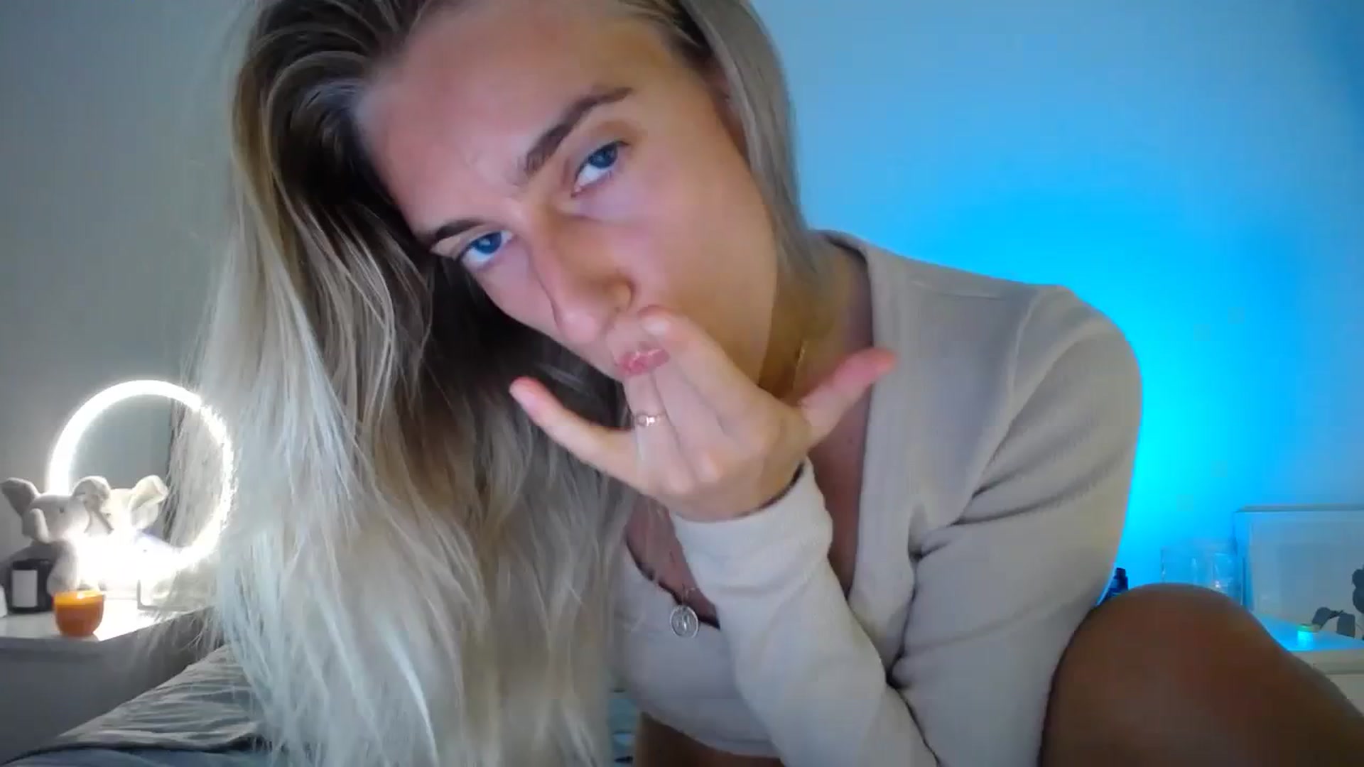 Gallery image thumbnail from Vodka_Queen's myfreecams stream on, 11/05/2023, 02:33 image 9 of 20