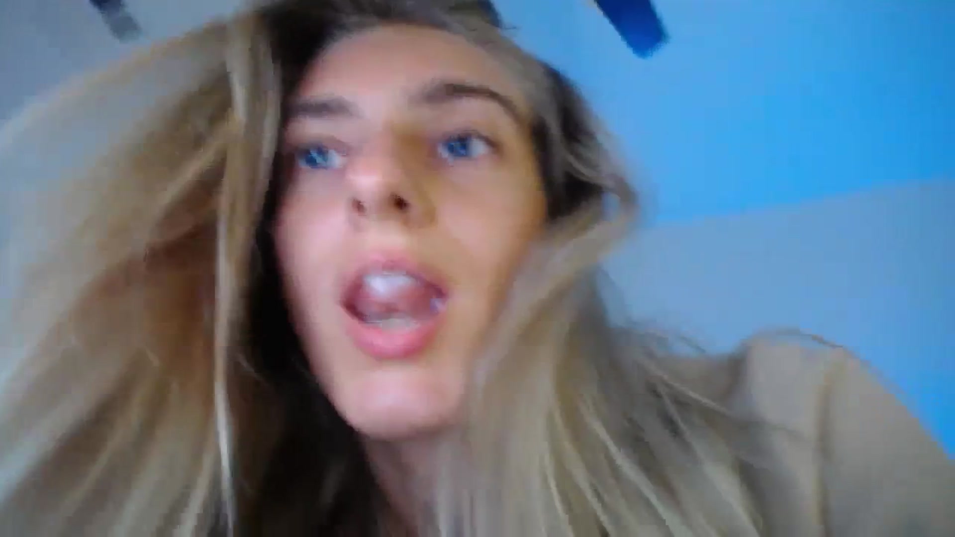 Gallery image thumbnail from Vodka_Queen's myfreecams stream on, 11/05/2023, 02:33 image 12 of 20