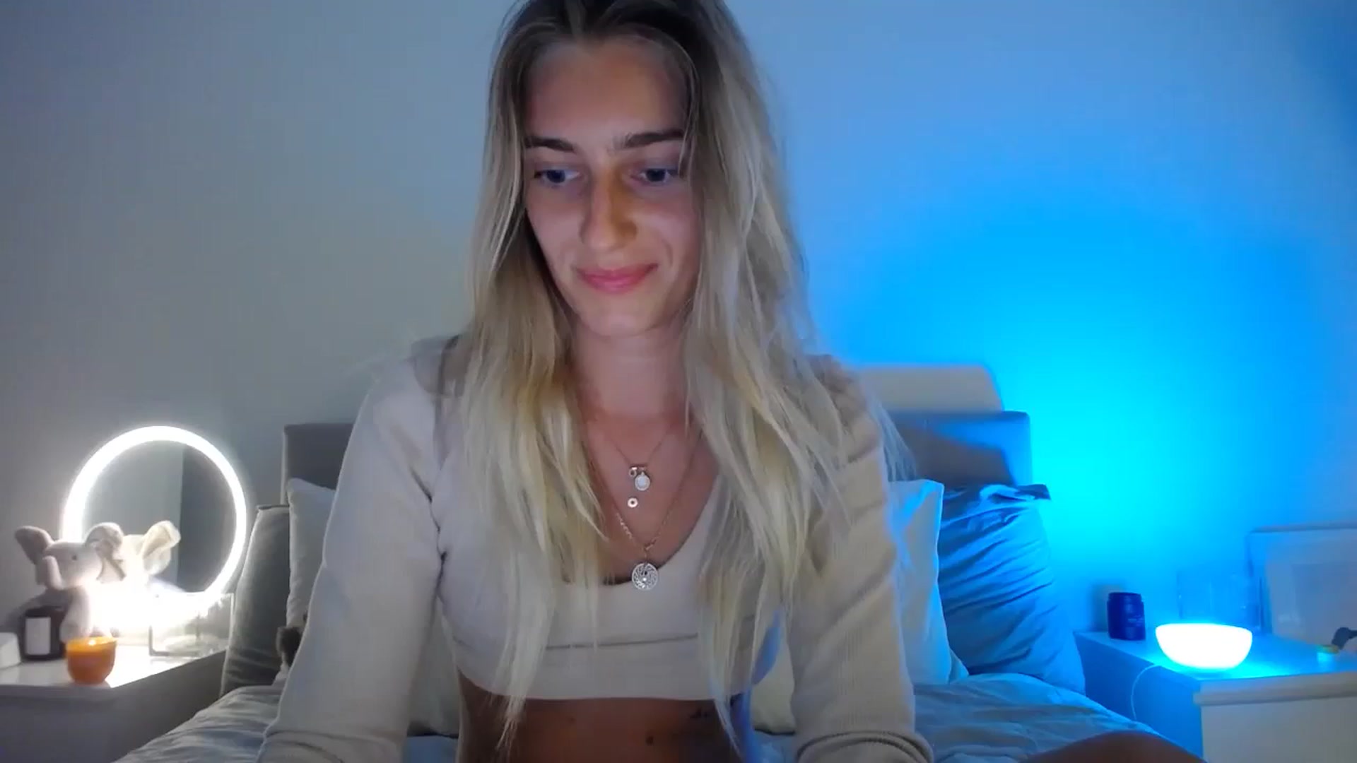 Gallery image thumbnail from Vodka_Queen's myfreecams stream on, 11/05/2023, 02:33 image 15 of 20