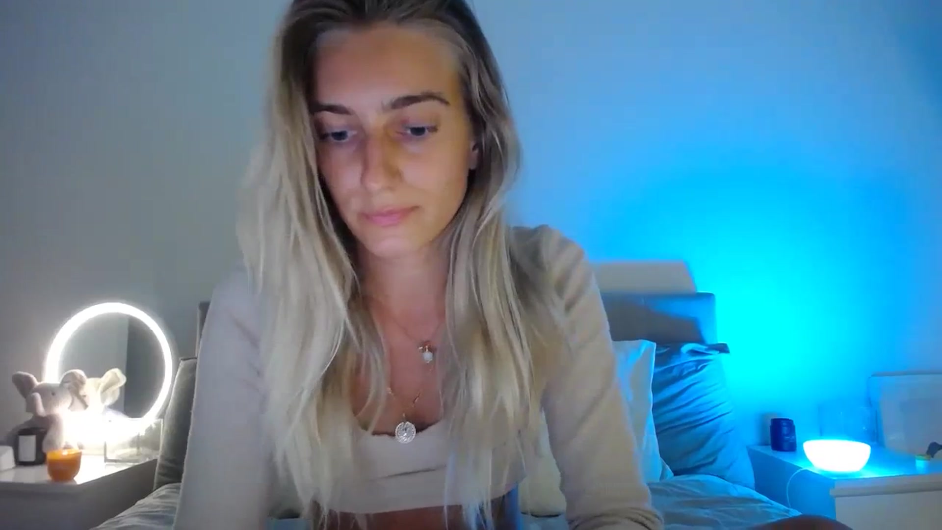 Gallery image thumbnail from Vodka_Queen's myfreecams stream on, 11/05/2023, 02:33 image 14 of 20