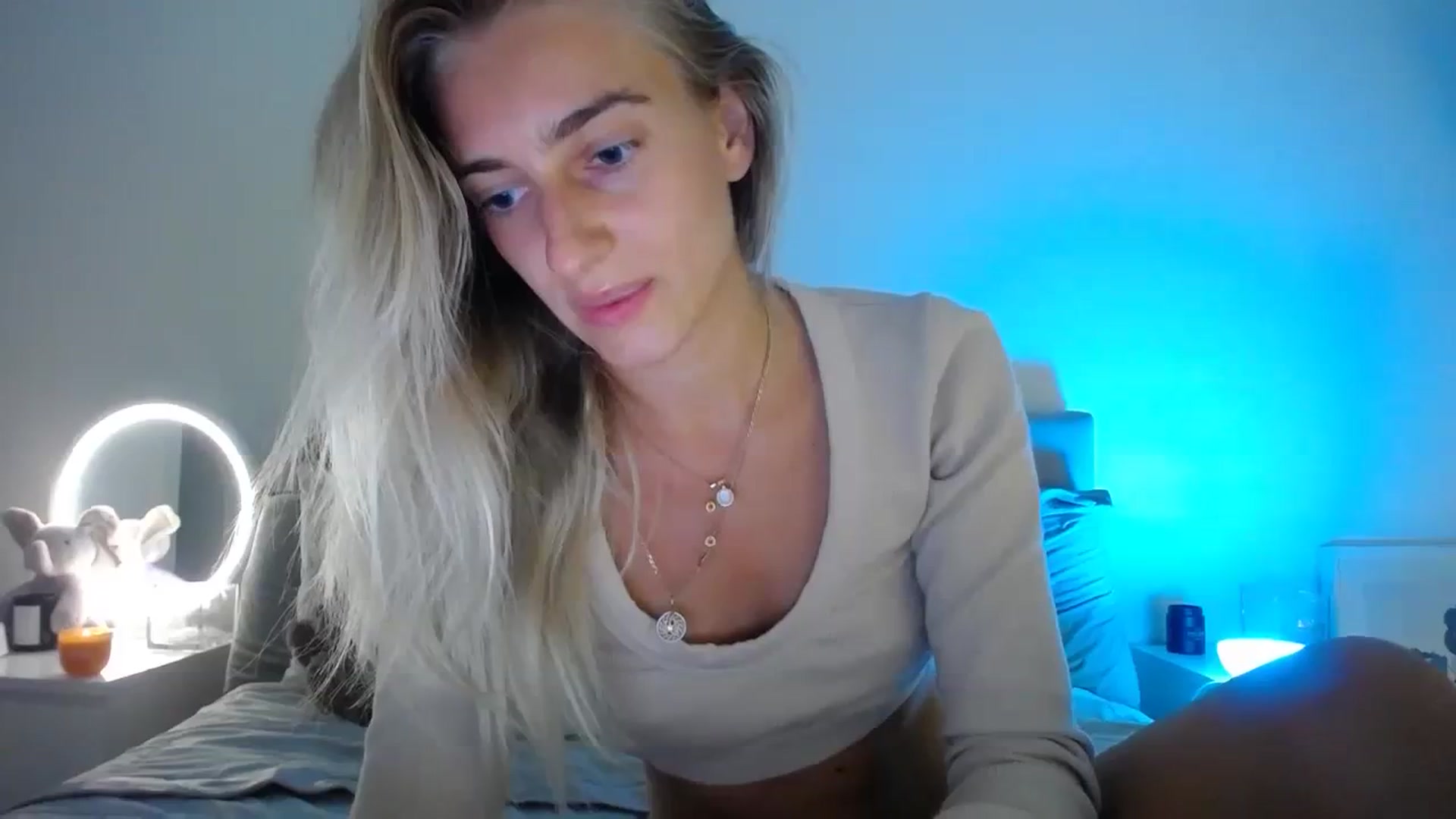 Gallery image thumbnail from Vodka_Queen's myfreecams stream on, 11/05/2023, 02:33 image 10 of 20