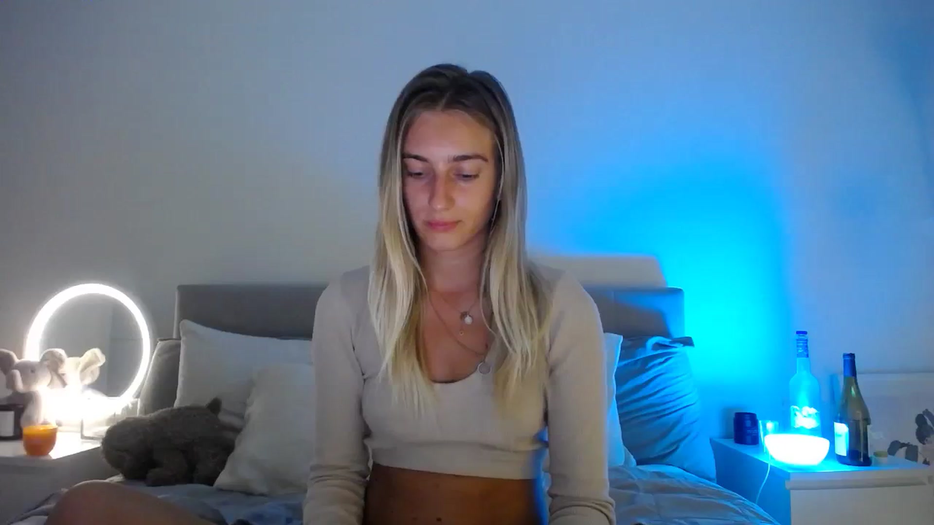 Gallery image thumbnail from Vodka_Queen's myfreecams stream on, 11/05/2023, 05:10 image 19 of 20