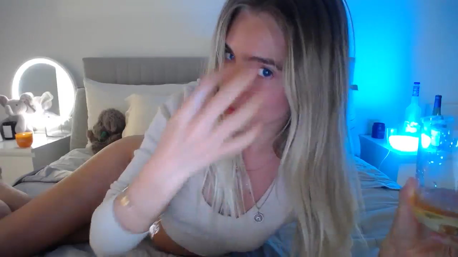 Gallery image thumbnail from Vodka_Queen's myfreecams stream on, 11/05/2023, 05:10 image 2 of 20