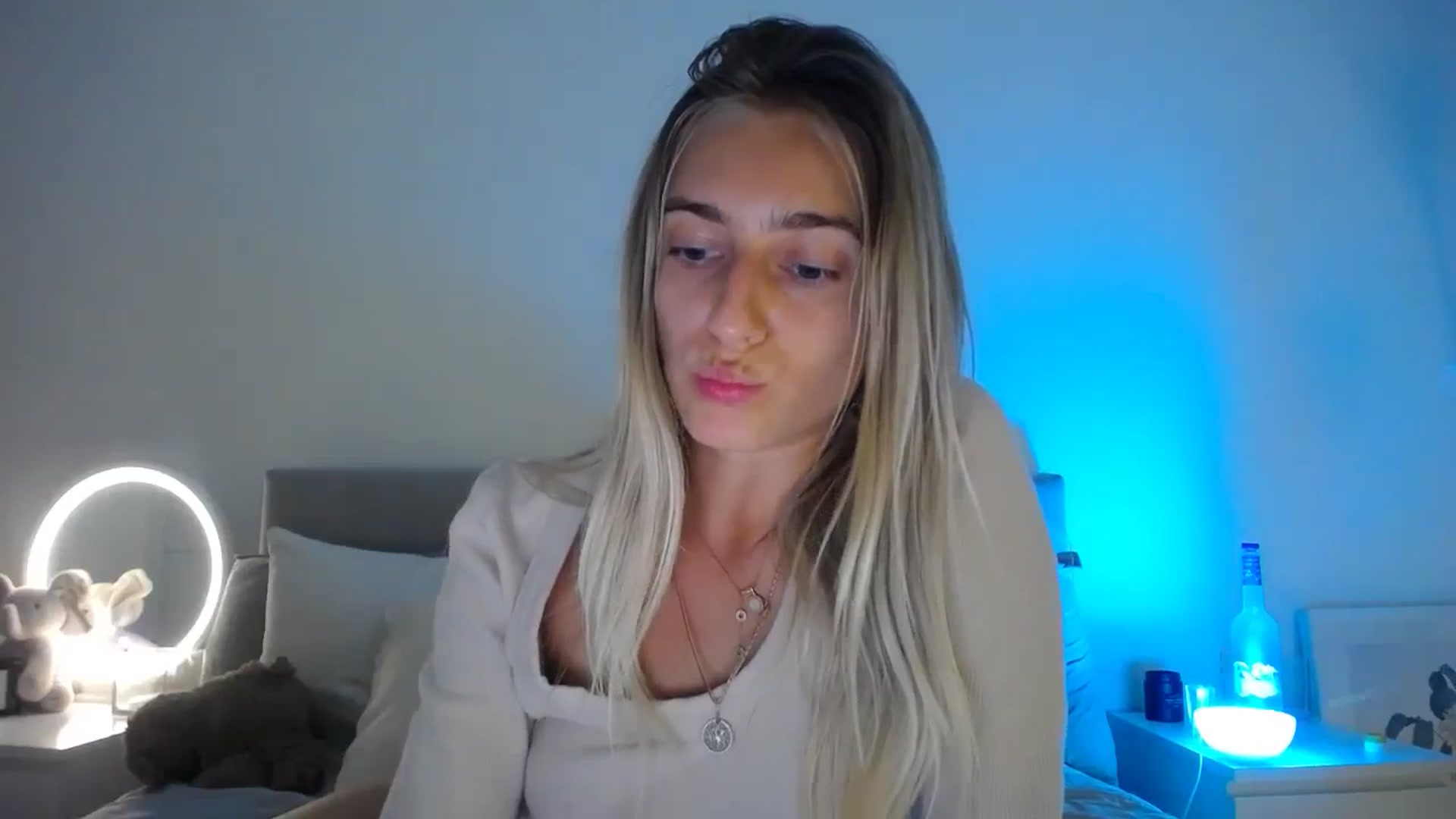 Gallery image thumbnail from Vodka_Queen's myfreecams stream on, 11/05/2023, 06:00 image 2 of 20