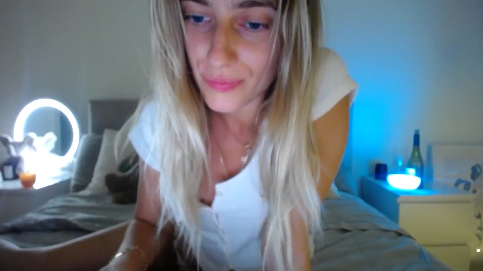 Gallery image thumbnail from Vodka_Queen's myfreecams stream on, 11/06/2023, 05:58 image 2 of 20
