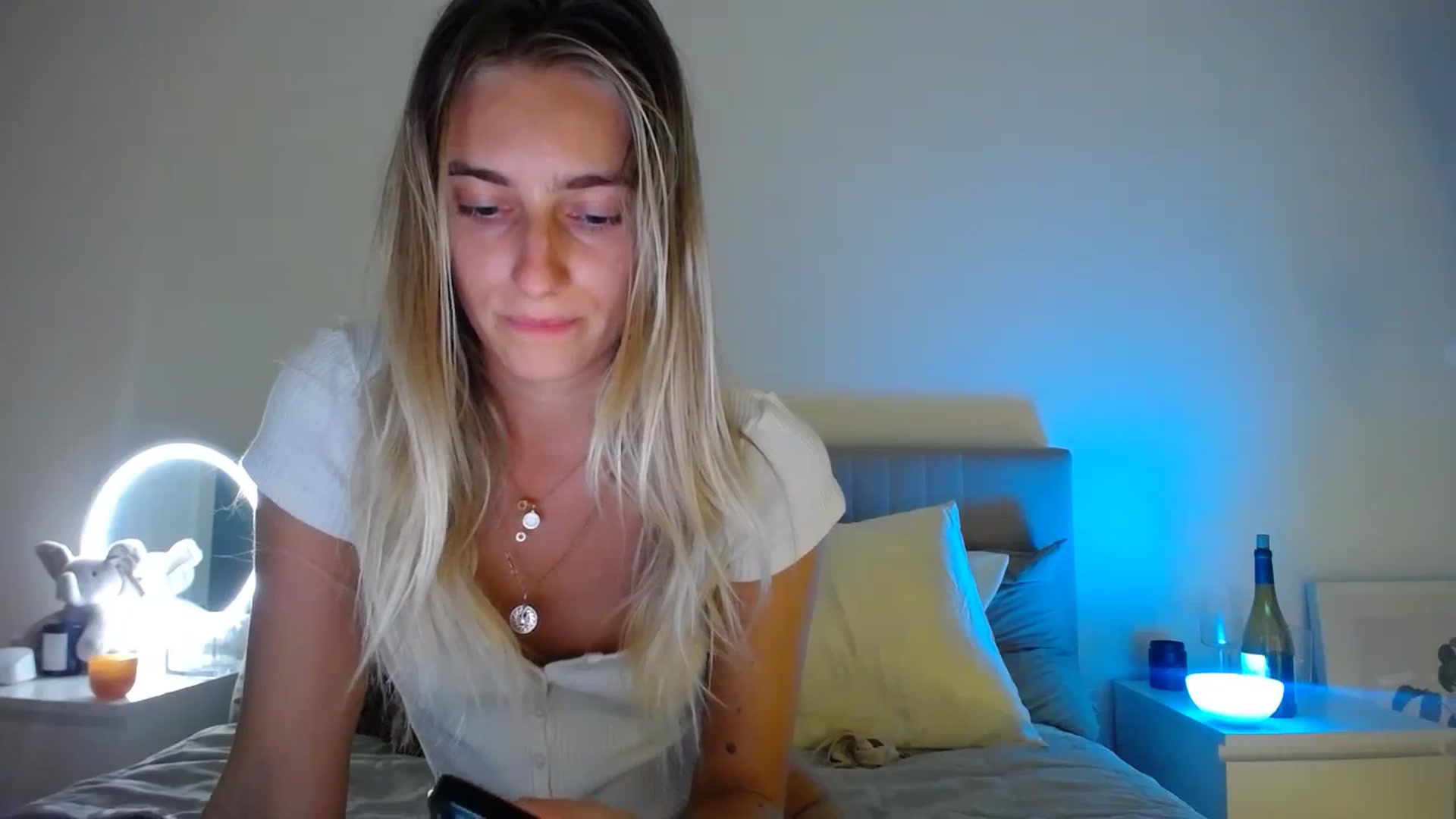 Gallery image thumbnail from Vodka_Queen's myfreecams stream on, 11/06/2023, 07:12 image 20 of 20