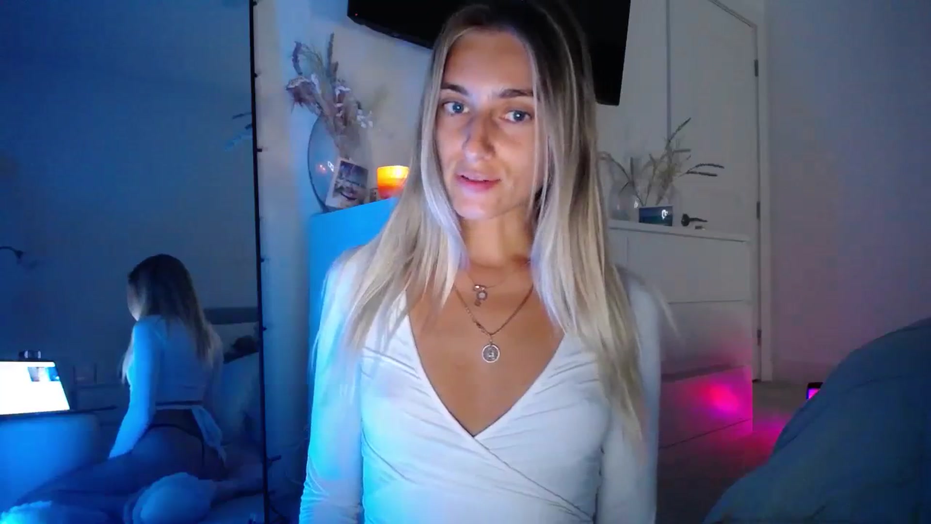Gallery image thumbnail from Vodka_Queen's myfreecams stream on, 11/10/2023, 06:24 image 12 of 20