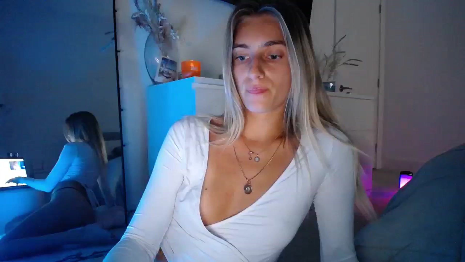 Gallery image thumbnail from Vodka_Queen's myfreecams stream on, 11/10/2023, 06:24 image 8 of 20