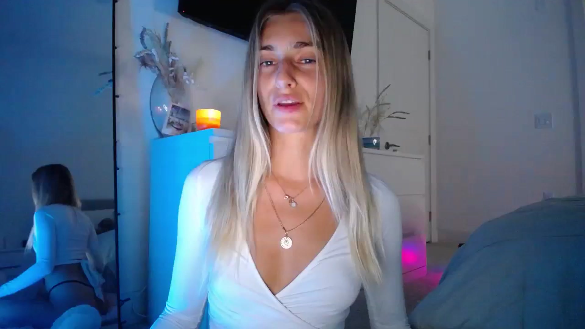 Gallery image thumbnail from Vodka_Queen's myfreecams stream on, 11/10/2023, 08:15 image 15 of 20