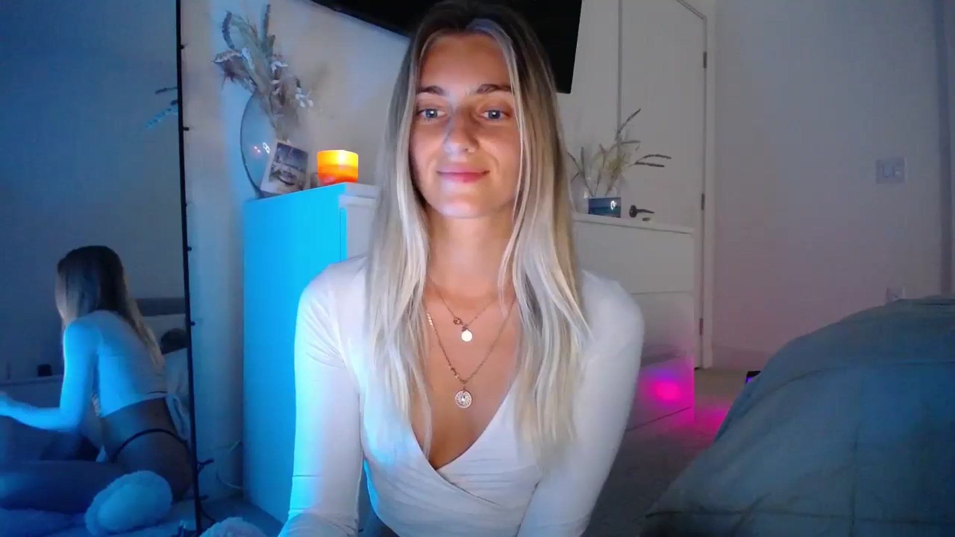Gallery image thumbnail from Vodka_Queen's myfreecams stream on, 11/10/2023, 08:15 image 14 of 20