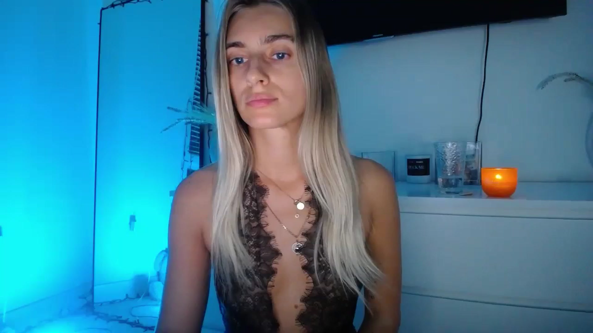 Gallery image thumbnail from Vodka_Queen's myfreecams stream on, 11/11/2023, 07:57 image 18 of 20