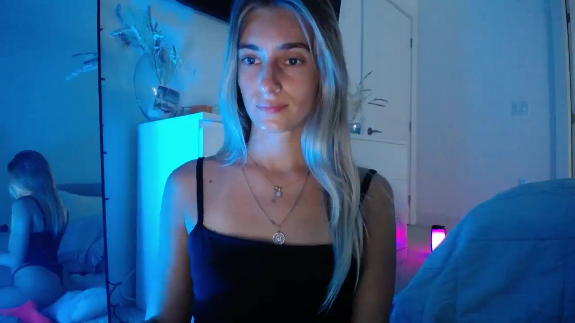 Gallery image thumbnail from Vodka_Queen's myfreecams stream on, 11/16/2023, 06:01 image 19 of 20