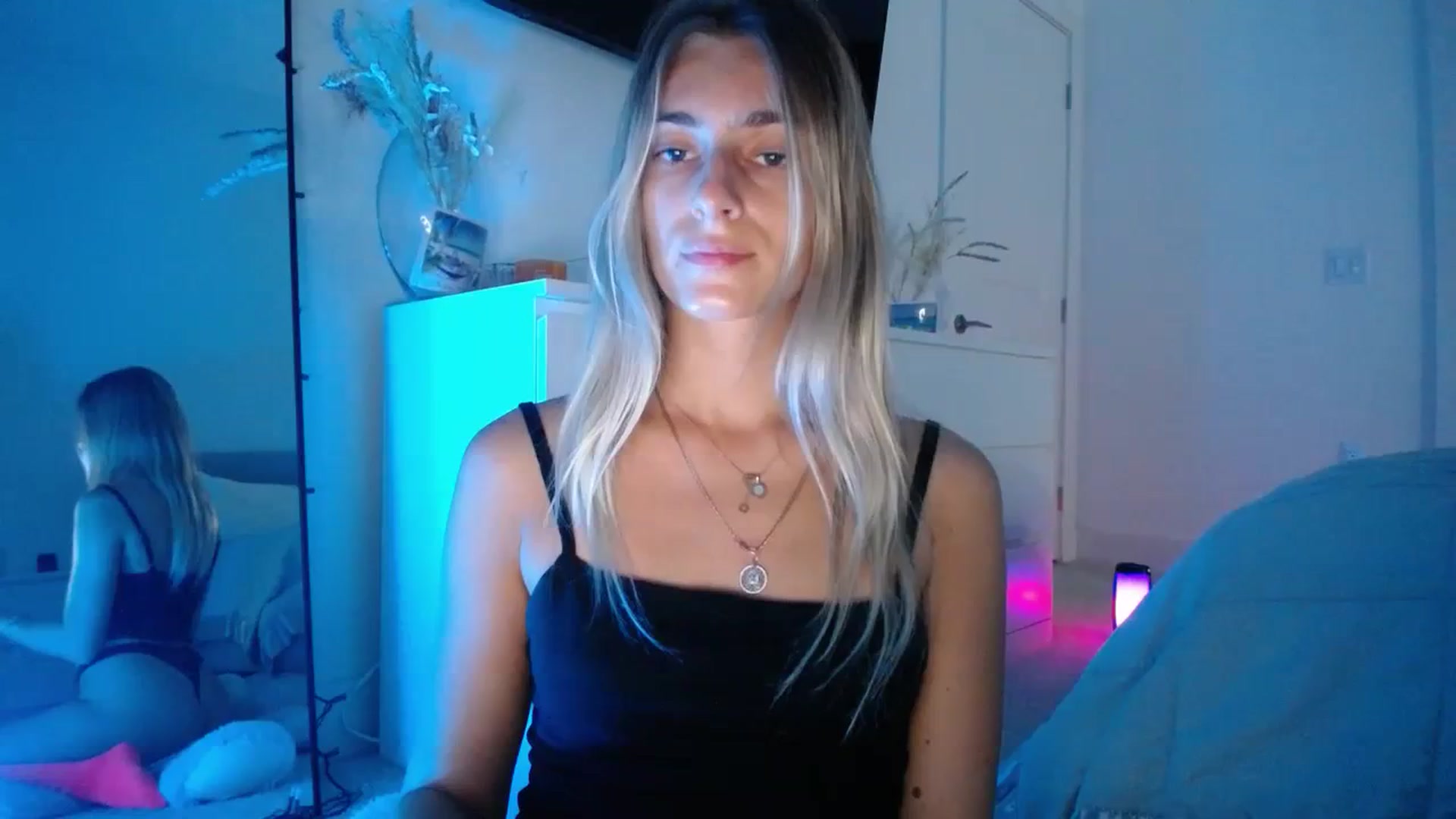Gallery image thumbnail from Vodka_Queen's myfreecams stream on, 11/16/2023, 06:01 image 11 of 20