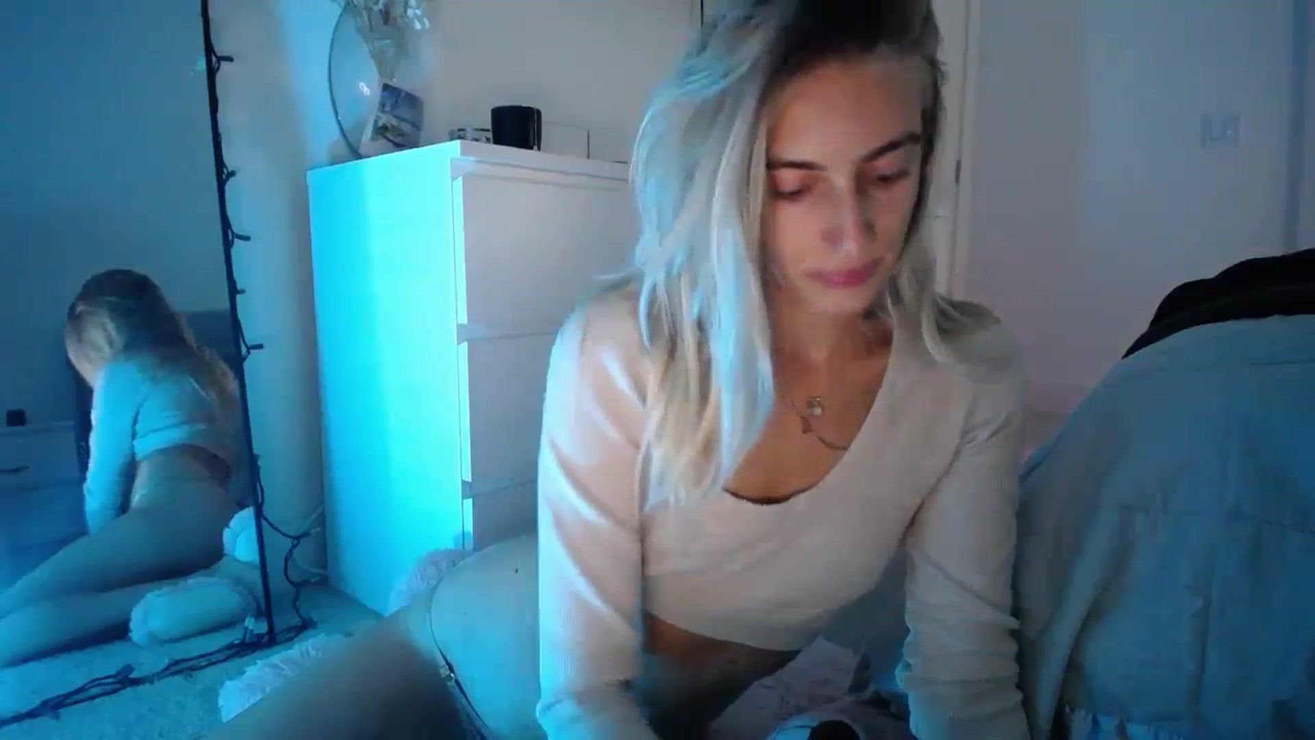 Gallery image thumbnail from Vodka_Queen's myfreecams stream on, 11/26/2023, 07:09 image 18 of 20