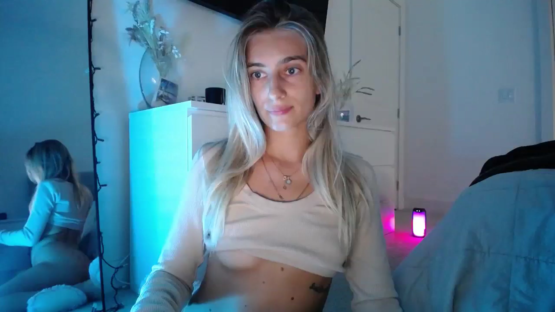 Gallery image thumbnail from Vodka_Queen's myfreecams stream on, 11/26/2023, 07:09 image 11 of 20