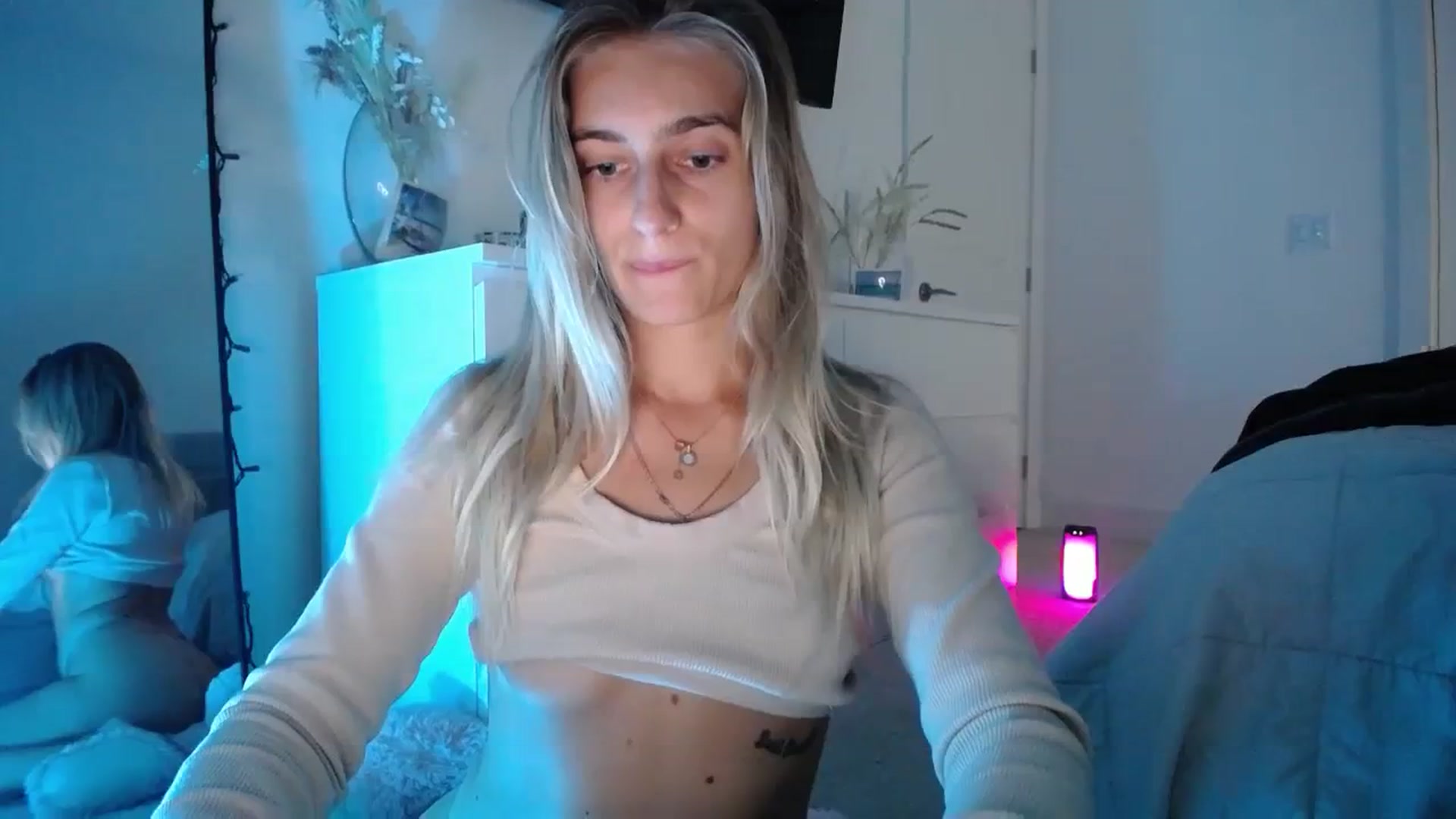 Gallery image thumbnail from Vodka_Queen's myfreecams stream on, 11/26/2023, 07:09 image 12 of 20