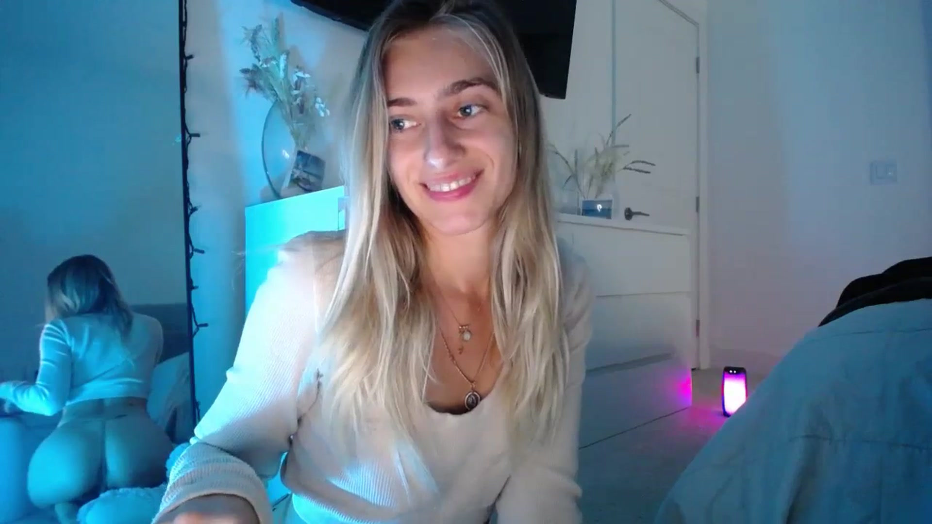 Gallery image thumbnail from Vodka_Queen's myfreecams stream on, 11/26/2023, 07:09 image 15 of 20