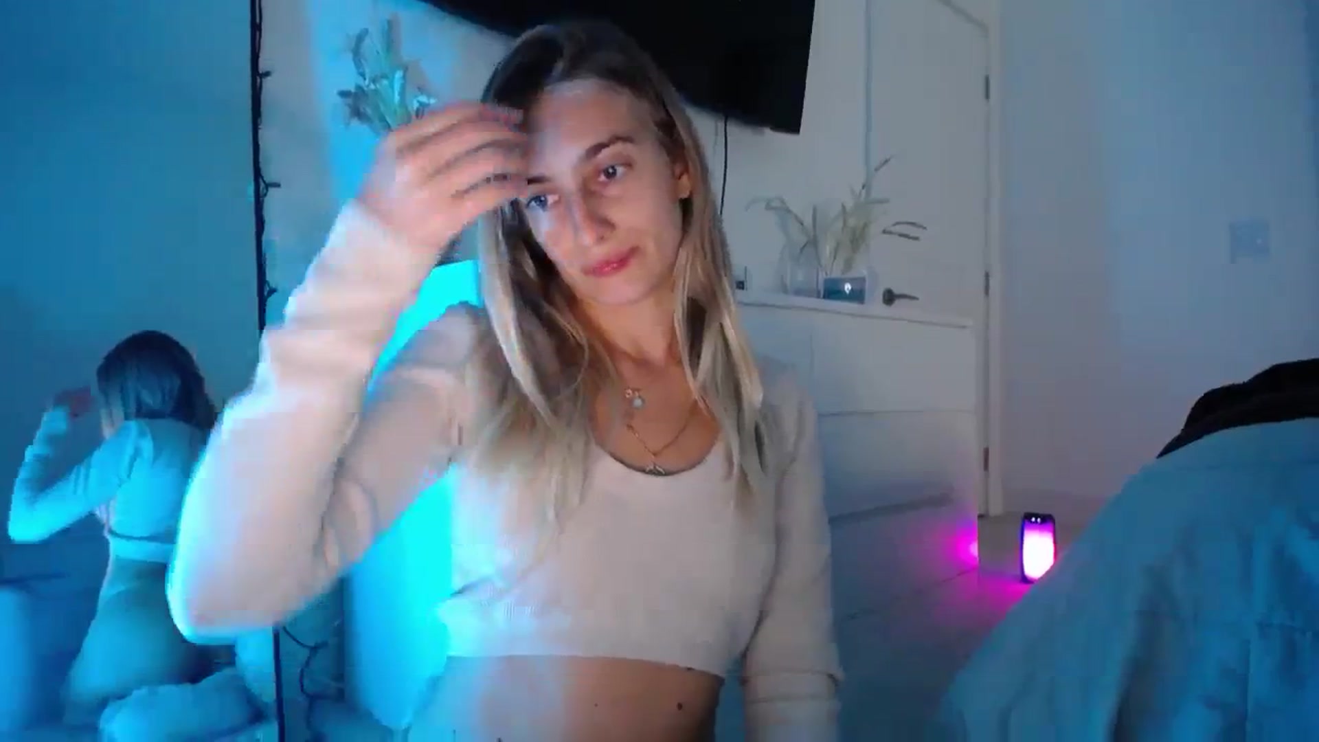 Gallery image thumbnail from Vodka_Queen's myfreecams stream on, 11/26/2023, 07:09 image 14 of 20