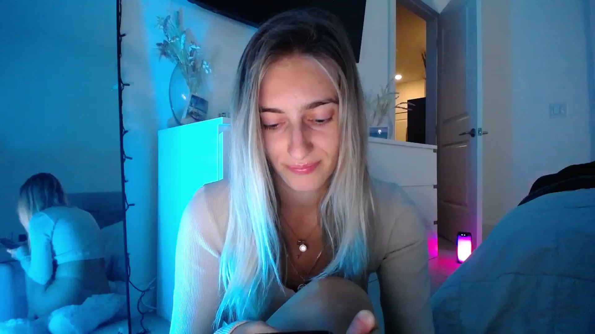 Gallery image thumbnail from Vodka_Queen's myfreecams stream on, 11/26/2023, 07:58 image 4 of 20