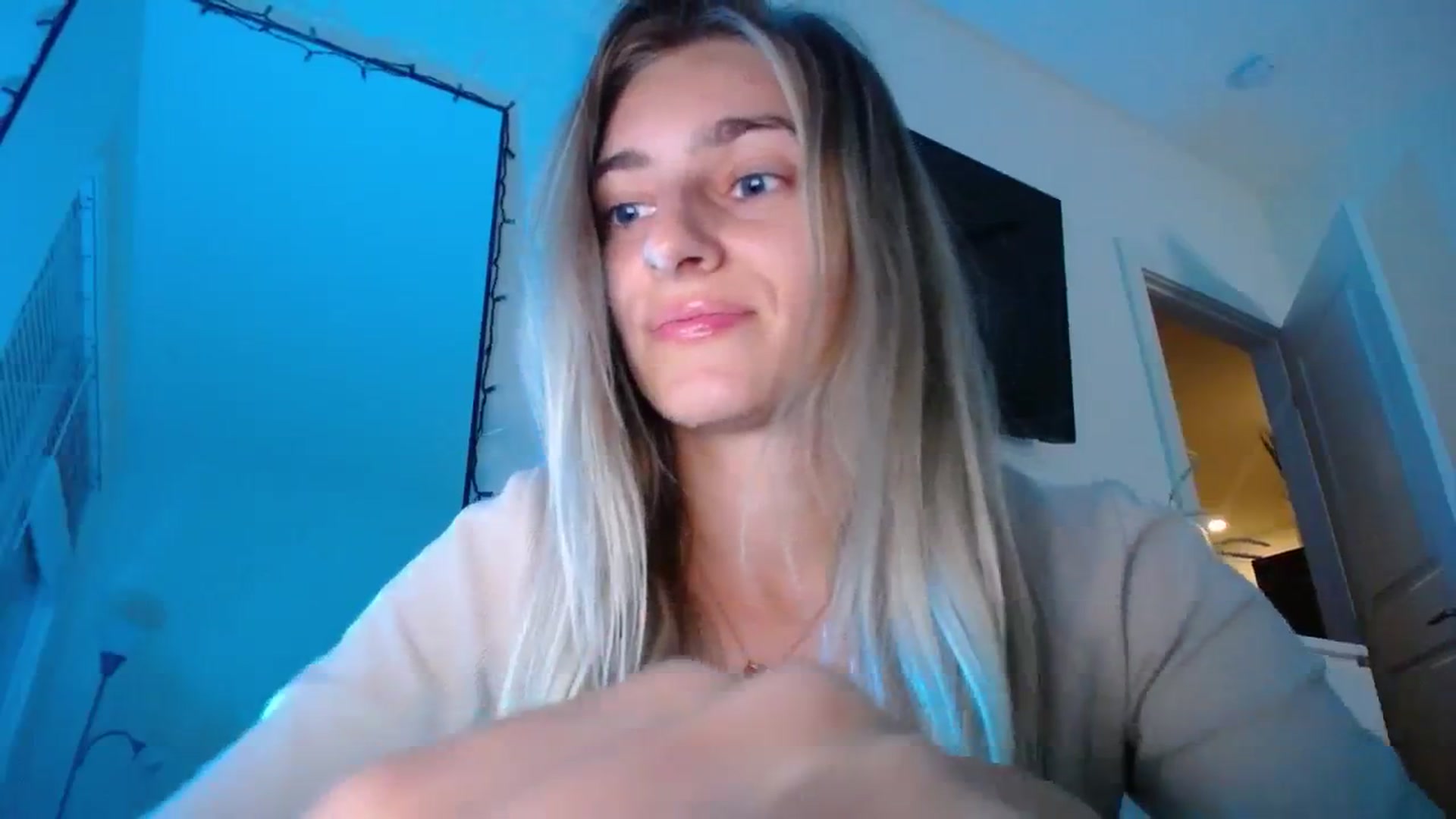 Gallery image thumbnail from Vodka_Queen's myfreecams stream on, 11/26/2023, 07:58 image 2 of 20