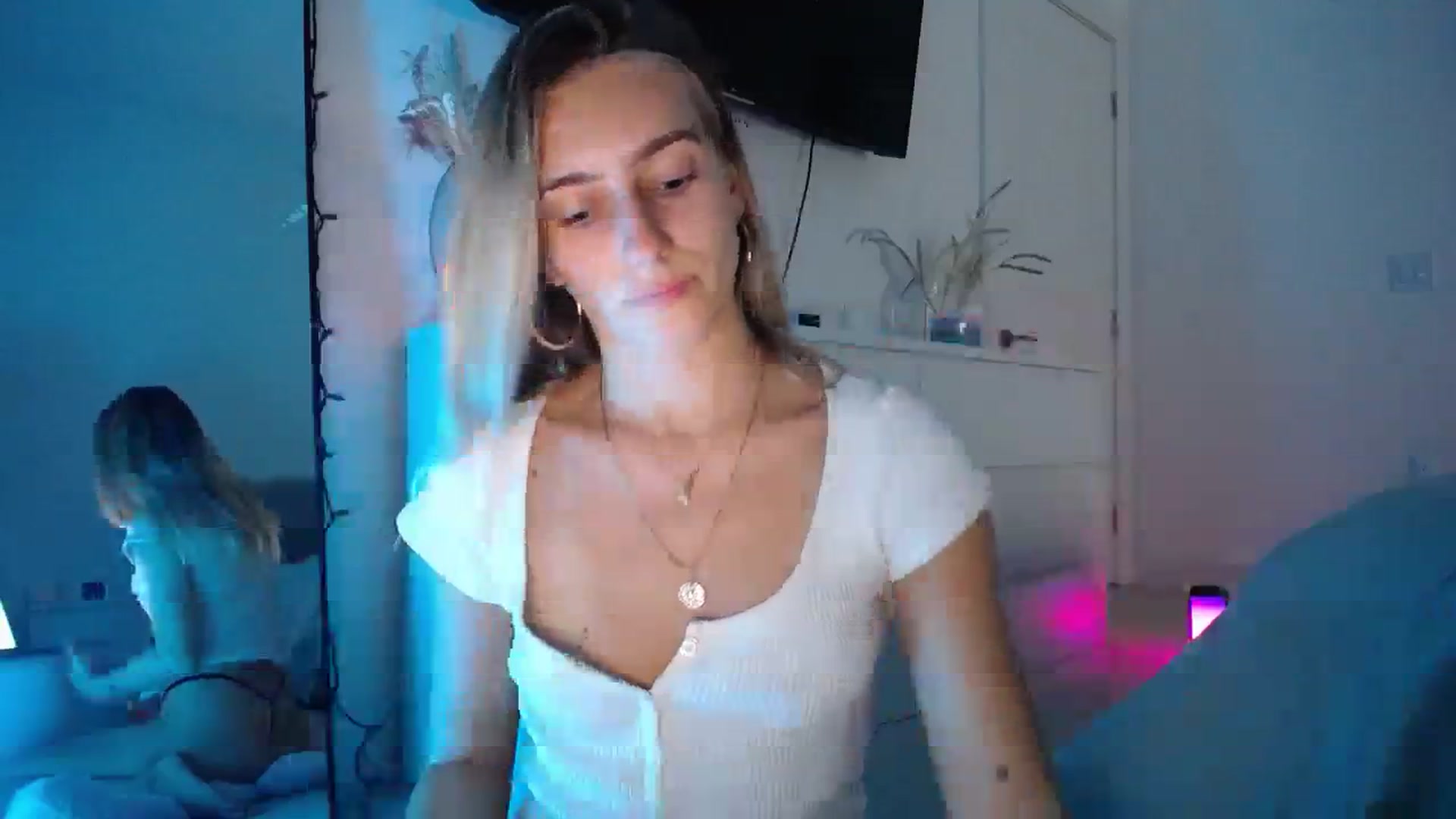 Gallery image thumbnail from Vodka_Queen's myfreecams stream on, 12/03/2023, 04:29 image 9 of 20