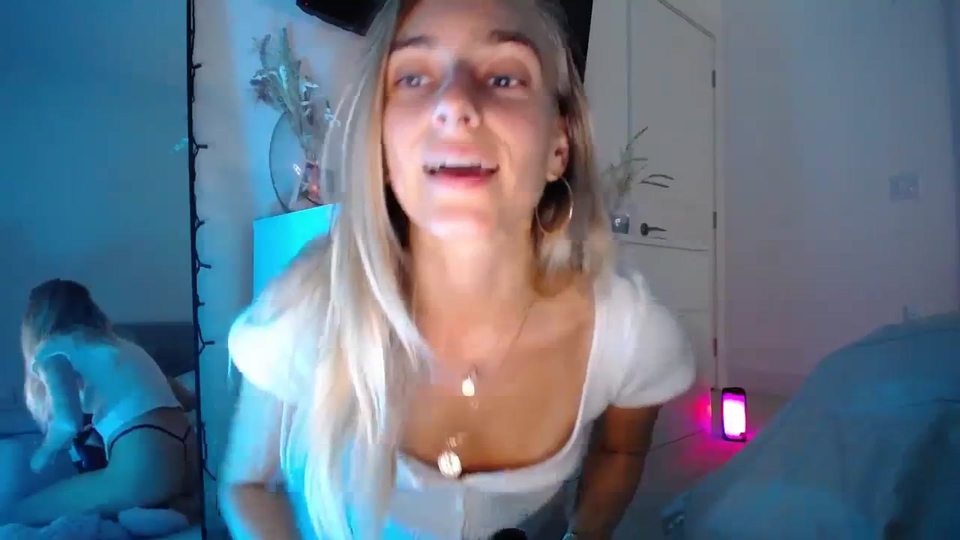 Gallery image thumbnail from Vodka_Queen's myfreecams stream on, 12/03/2023, 05:52 image 3 of 20