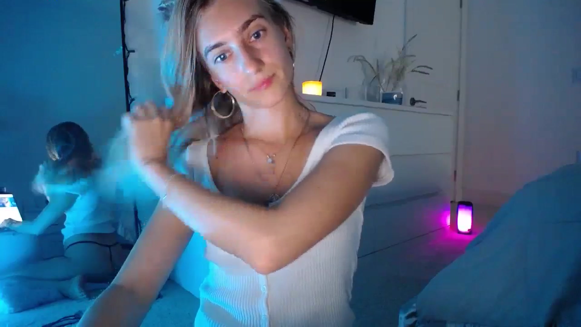 Gallery image thumbnail from Vodka_Queen's myfreecams stream on, 12/03/2023, 05:52 image 18 of 20