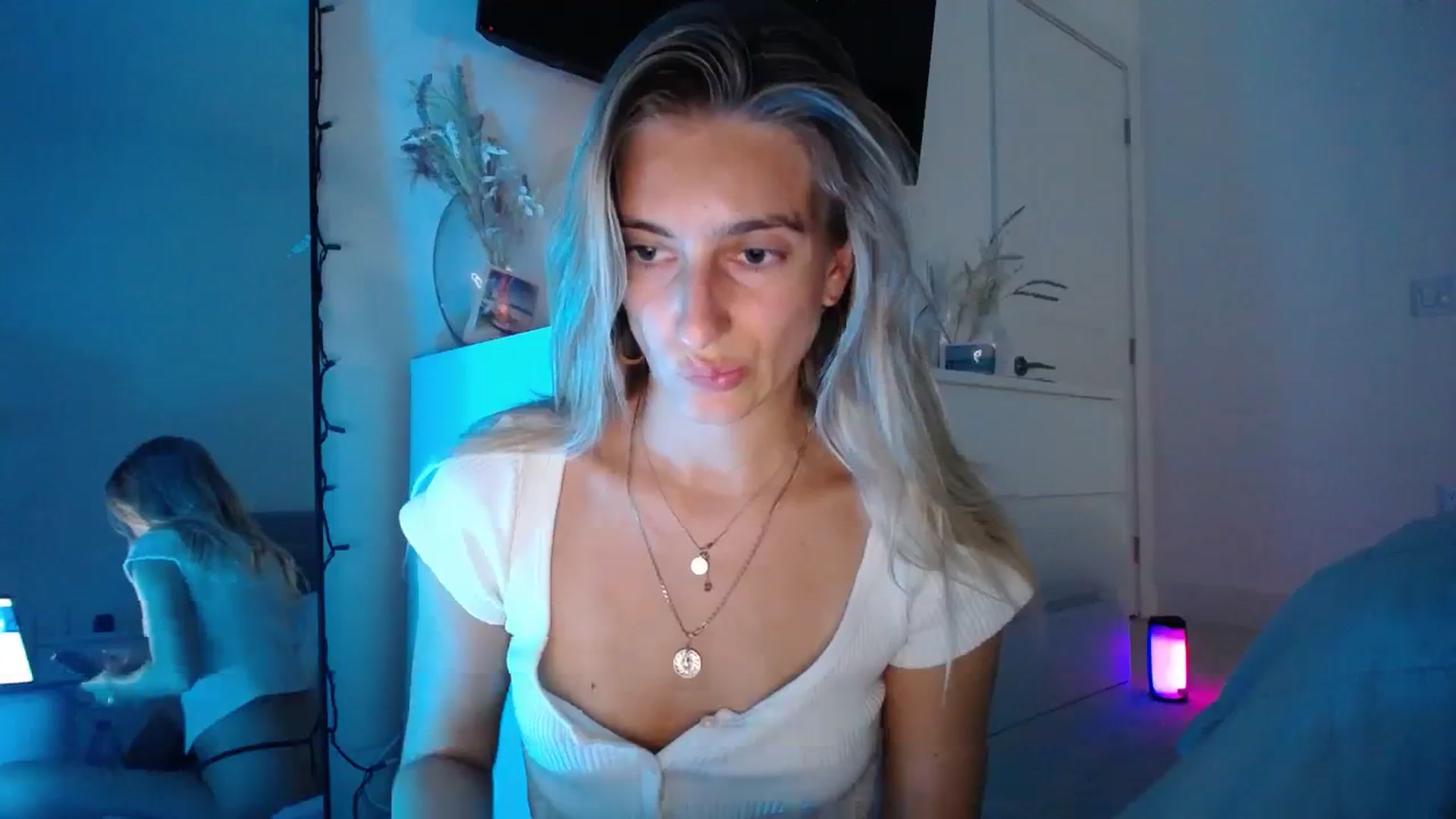 Gallery image thumbnail from Vodka_Queen's myfreecams stream on, 12/03/2023, 05:52 image 13 of 20