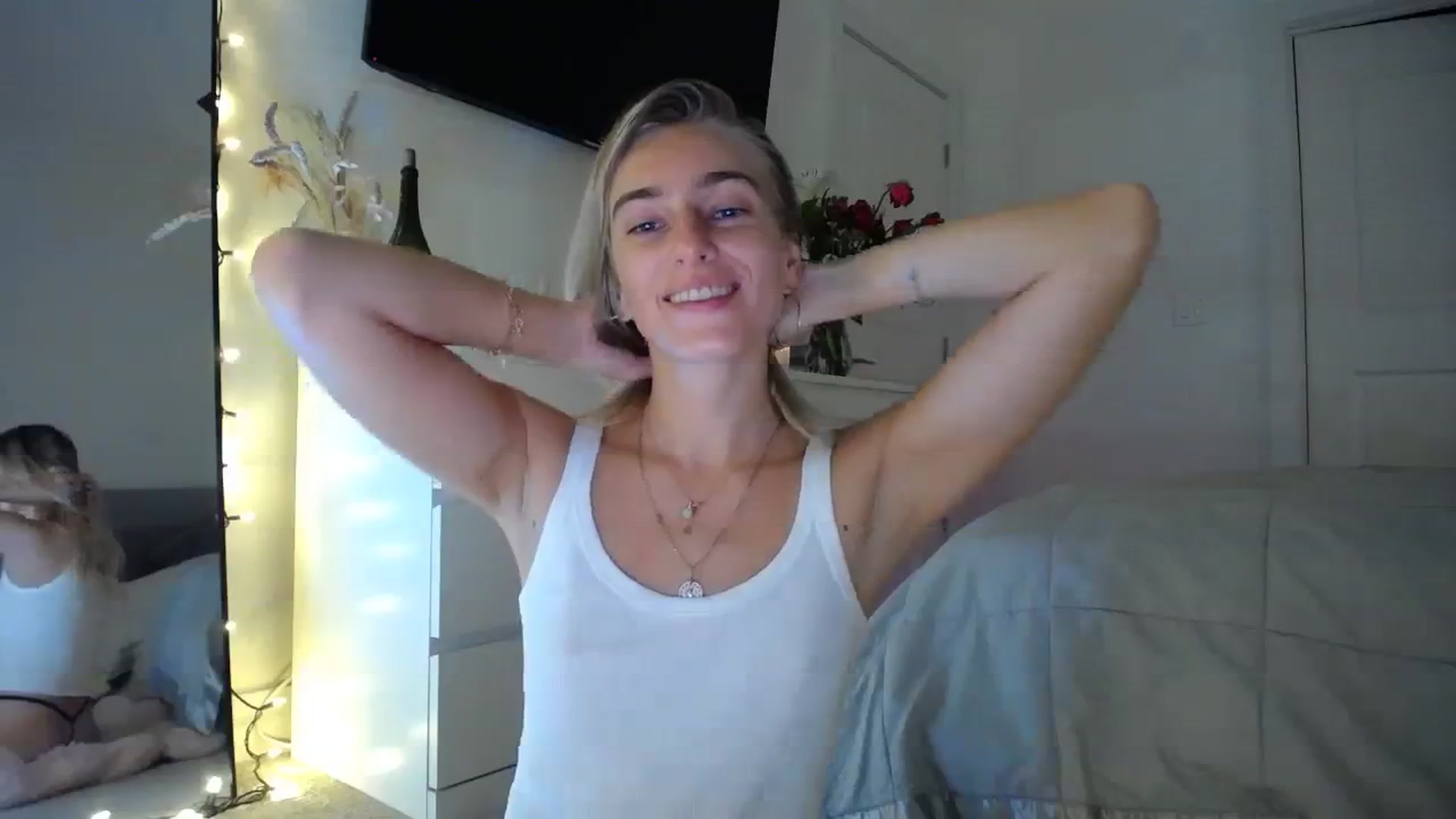 Gallery image thumbnail from Vodka_Queen's myfreecams stream on, 01/25/2024, 04:07 image 11 of 20