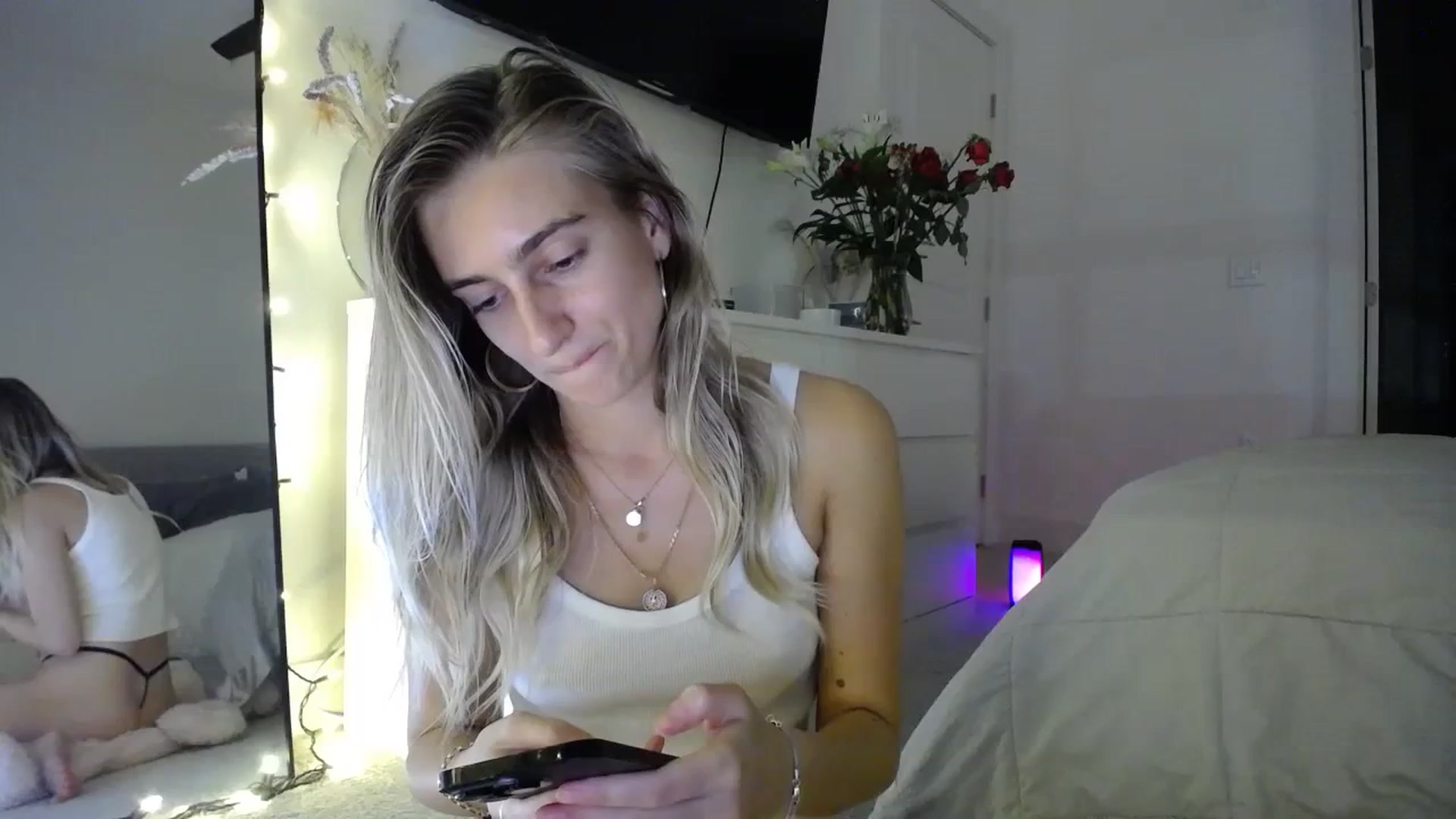 Gallery image thumbnail from Vodka_Queen's myfreecams stream on, 01/25/2024, 05:51 image 20 of 20