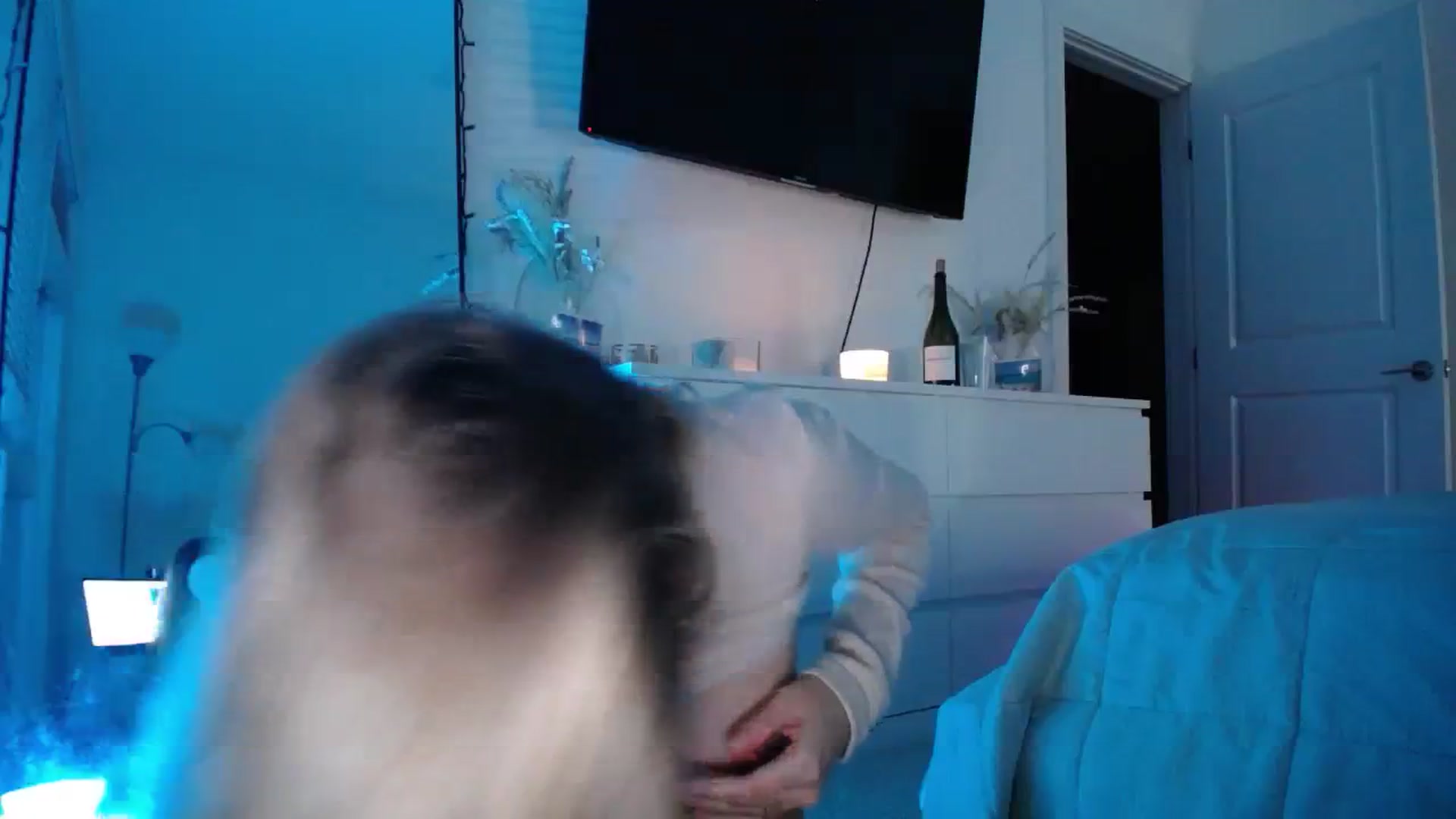 Gallery image thumbnail from Vodka_Queen's myfreecams stream on, 02/08/2024, 03:07 image 14 of 20