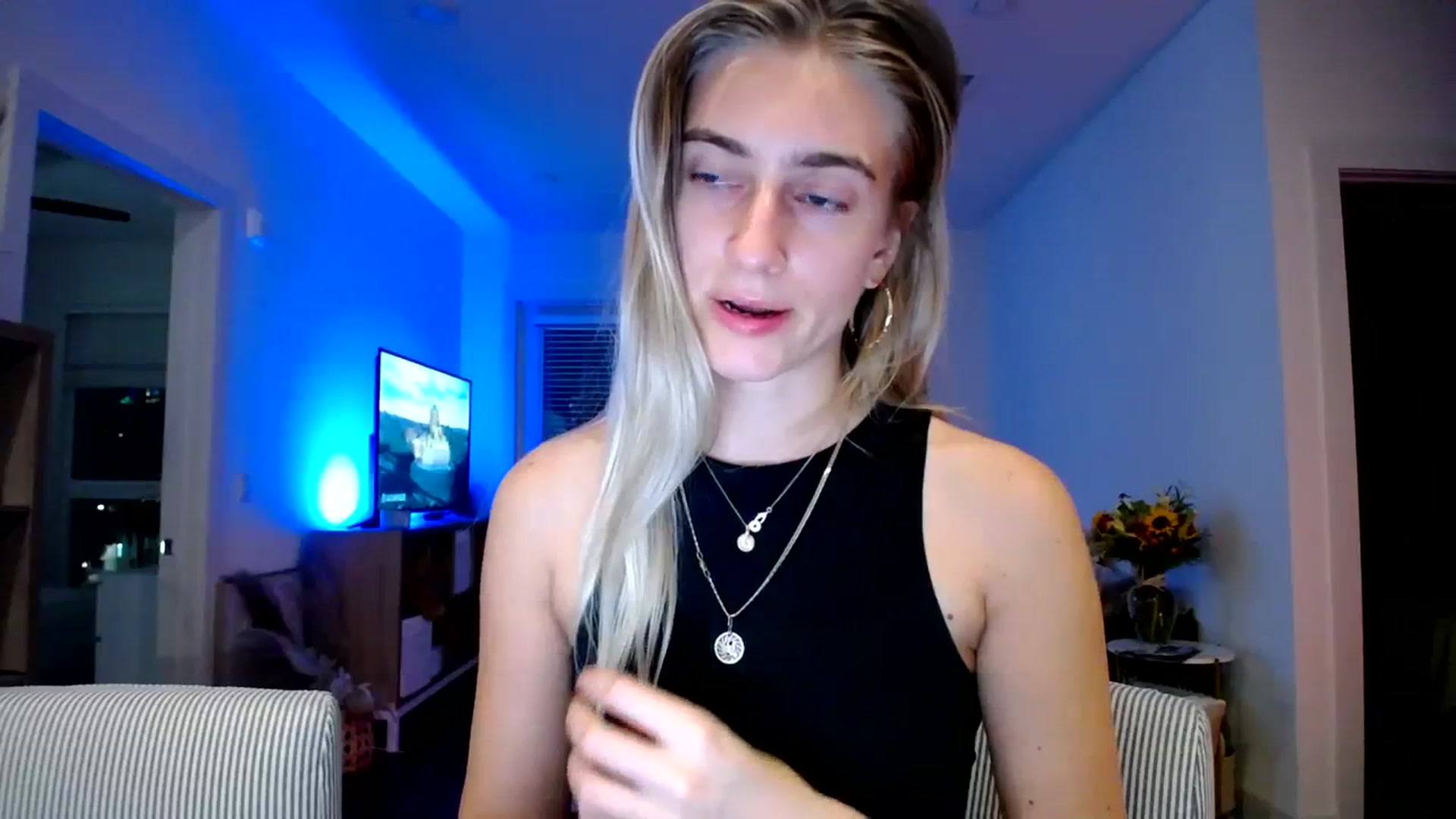 Gallery image thumbnail from Vodka_Queen's myfreecams stream on, 03/04/2024, 03:20 image 17 of 20