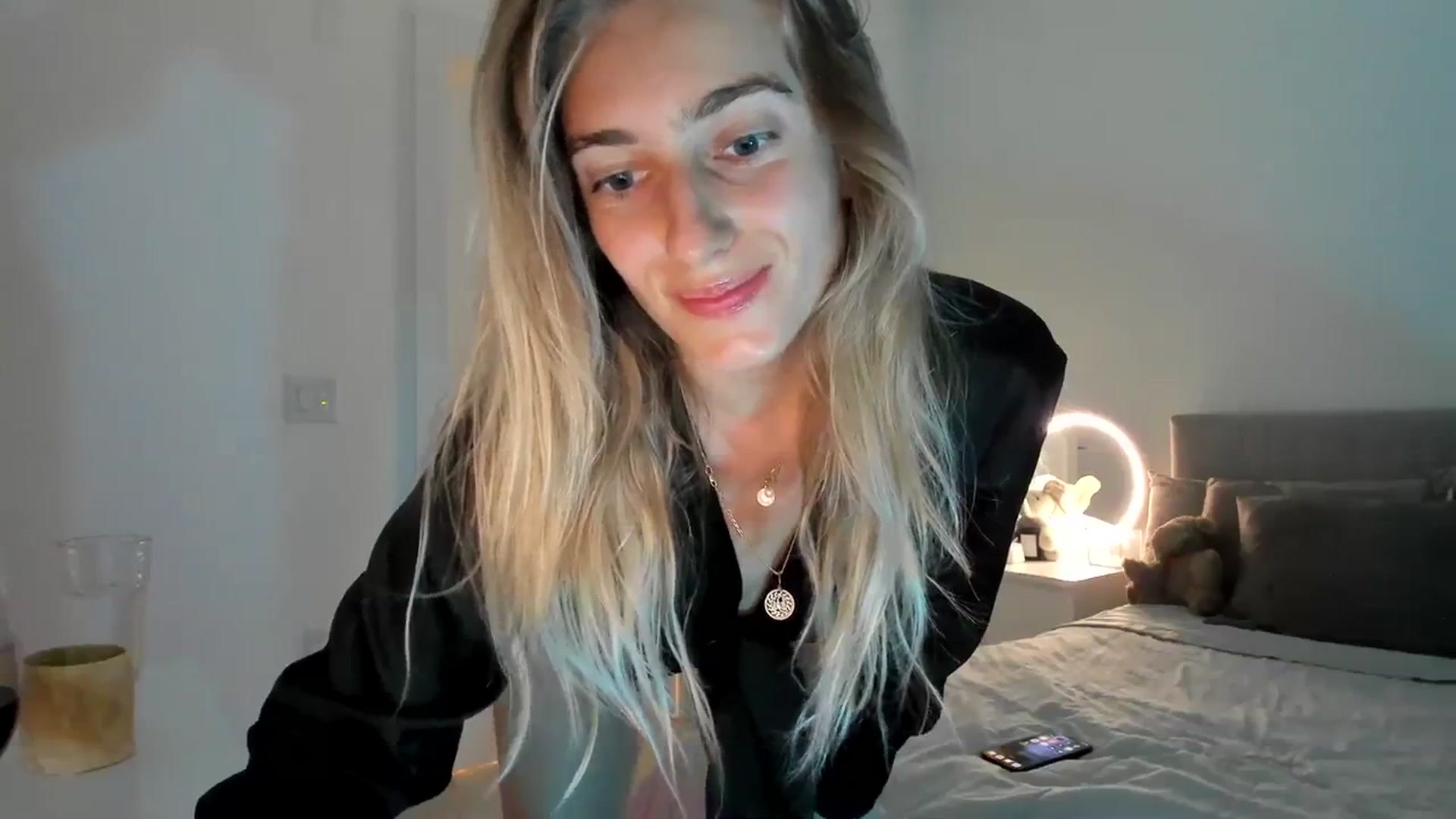 Gallery image thumbnail from Vodka_Queen's myfreecams stream on, 03/10/2024, 06:18 image 2 of 20