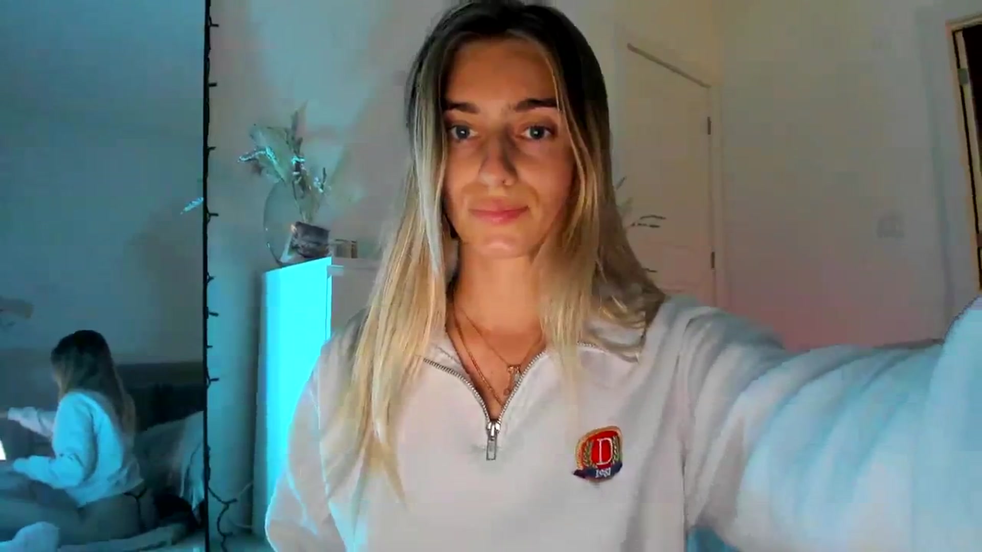 Gallery image thumbnail from Vodka_Queen's myfreecams stream on, 03/14/2024, 04:39 image 20 of 20