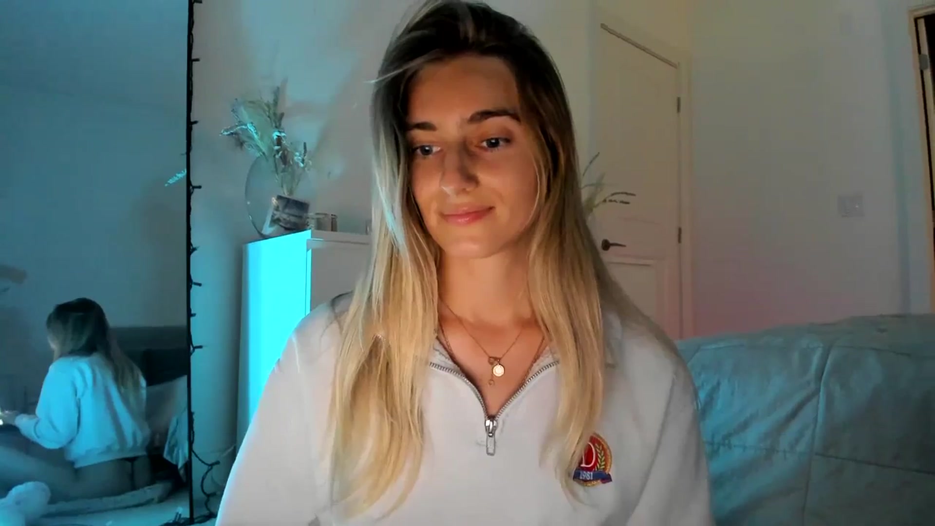 Gallery image thumbnail from Vodka_Queen's myfreecams stream on, 03/14/2024, 04:39 image 3 of 20