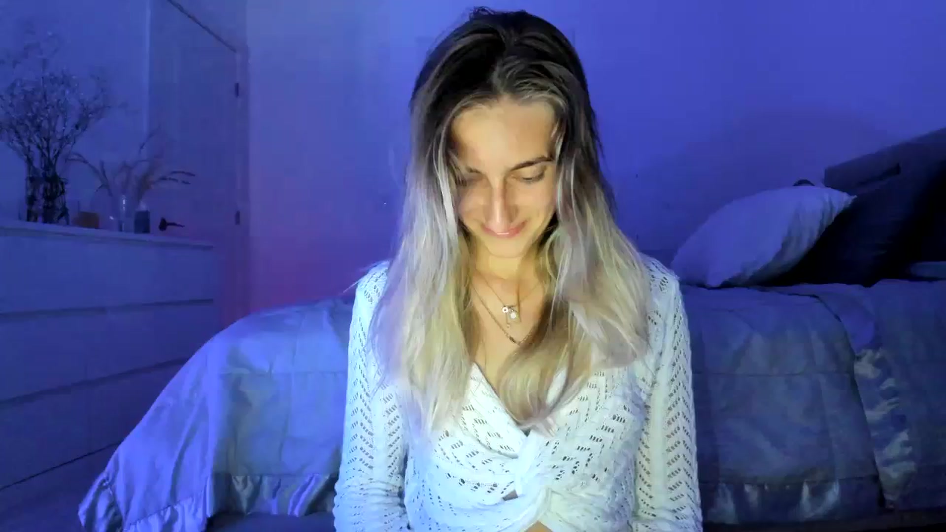 Gallery image thumbnail from Vodka_Queen's myfreecams stream on, 03/28/2024, 03:16 image 19 of 20